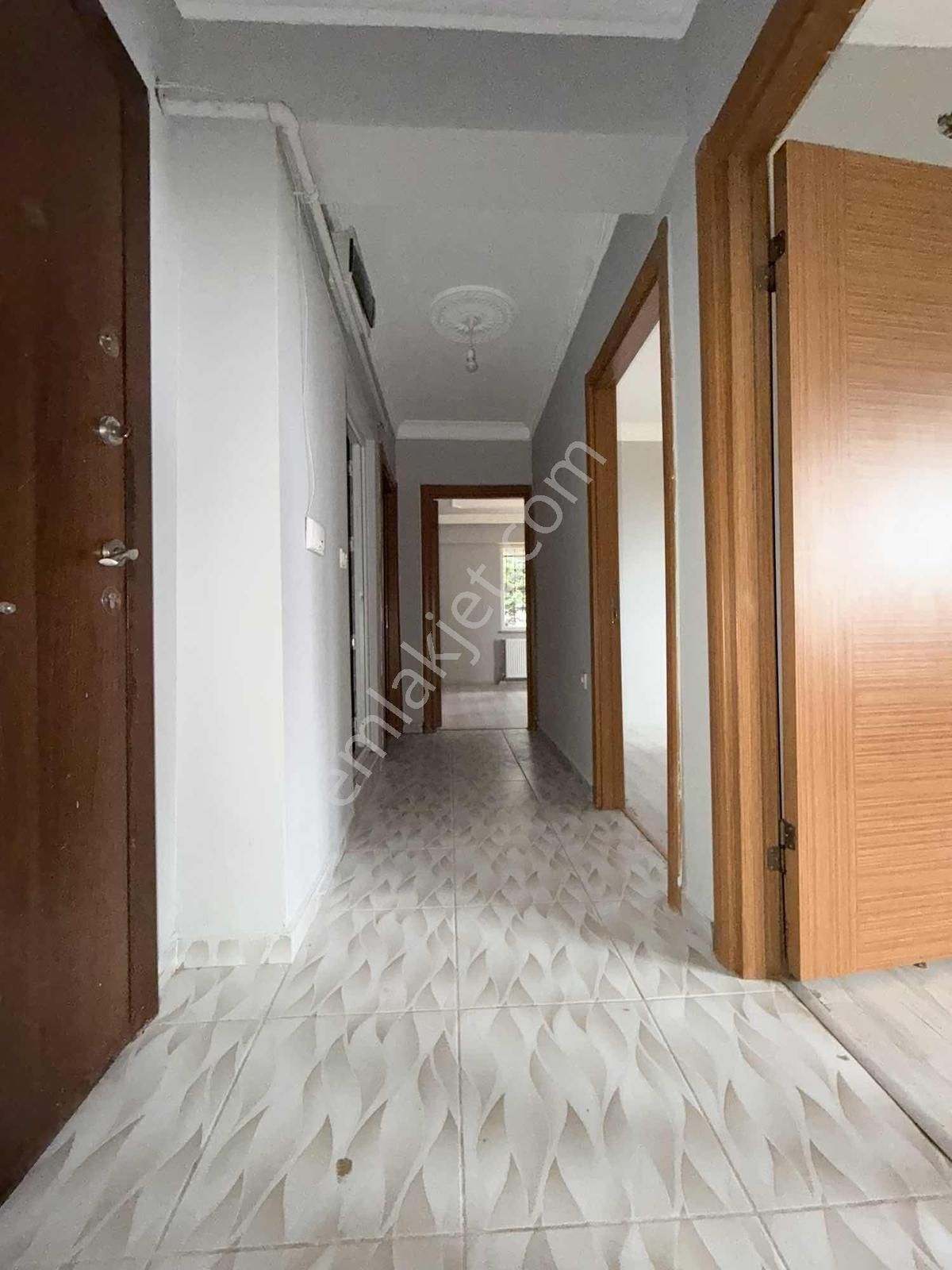 Çorlu Hatipte 2+1 İskanlı Satılık Giriş Kat Daire // Revos // - Görsel 14