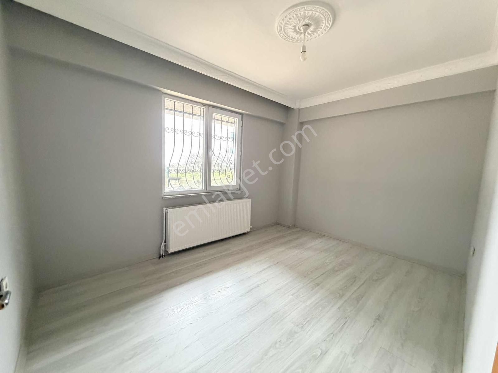 Çorlu Hatipte 2+1 İskanlı Satılık Giriş Kat Daire // Revos // - Görsel 20