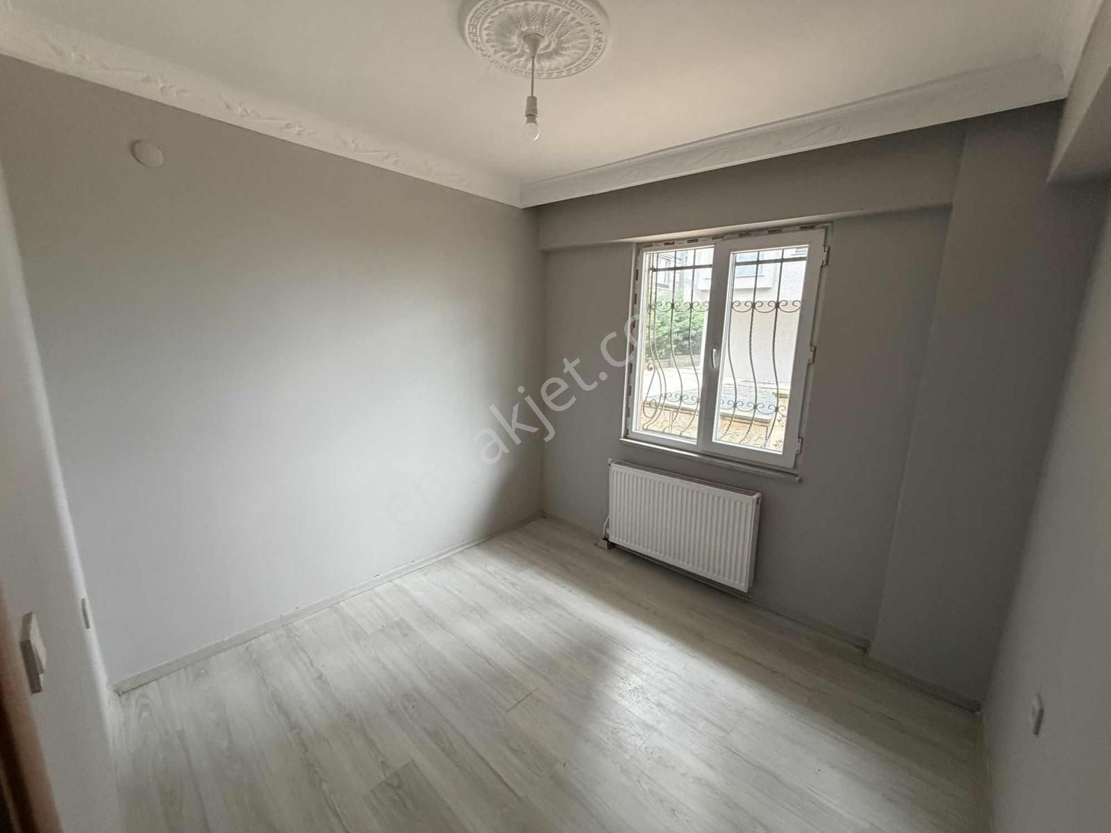 Çorlu Hatipte 2+1 İskanlı Satılık Giriş Kat Daire // Revos // - Görsel 18