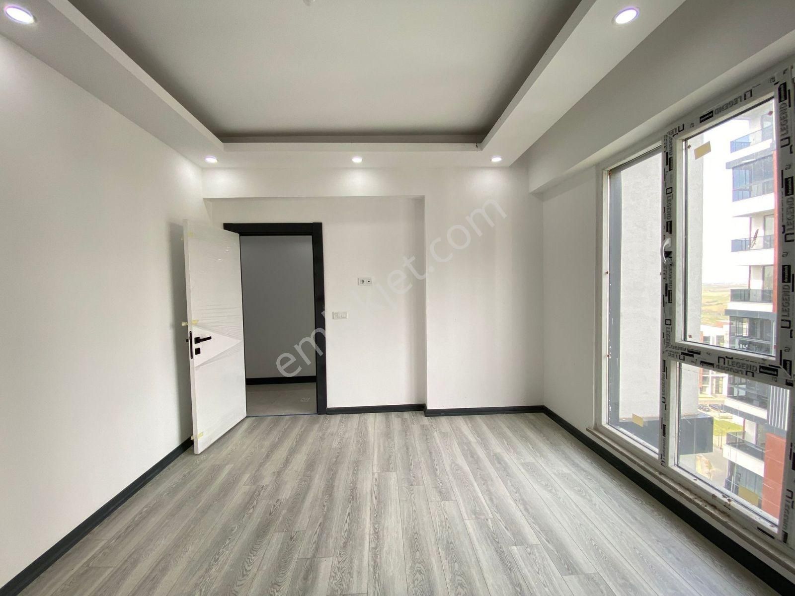 Çorllu Hürriyet Mahalesi İzsiz Towers 3+1 Satılık Daire - Görsel 10