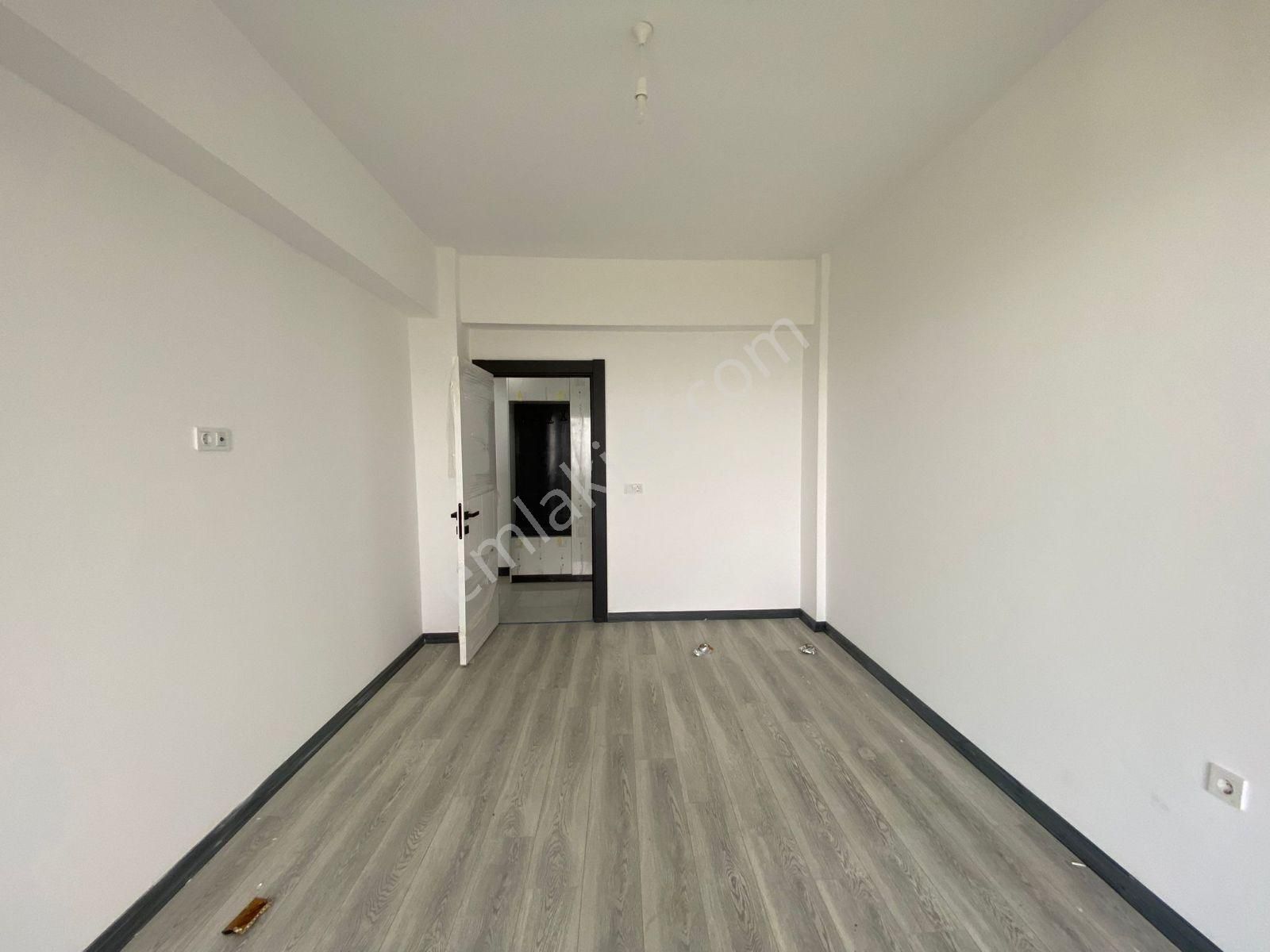 Çorllu Hürriyet Mahalesi İzsiz Towers 3+1 Satılık Daire - Görsel 16