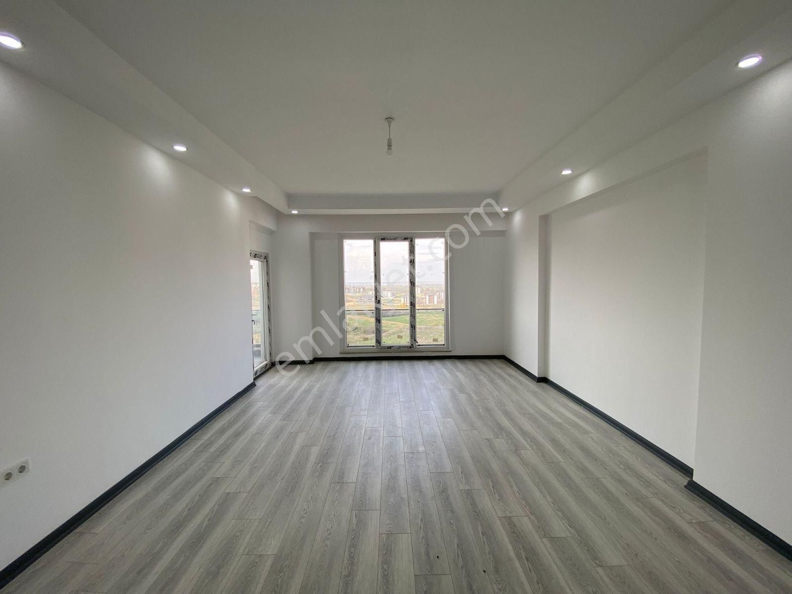 Çorllu Hürriyet Mahalesi İzsiz Towers 3+1 Satılık Daire - Görsel 4