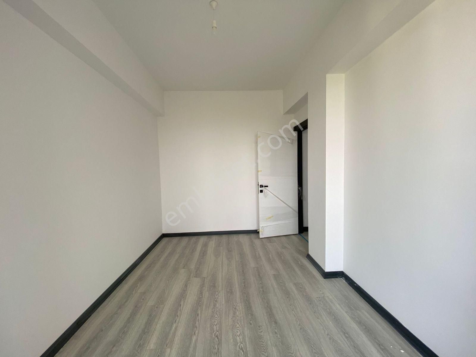 Çorllu Hürriyet Mahalesi İzsiz Towers 3+1 Satılık Daire - Görsel 12