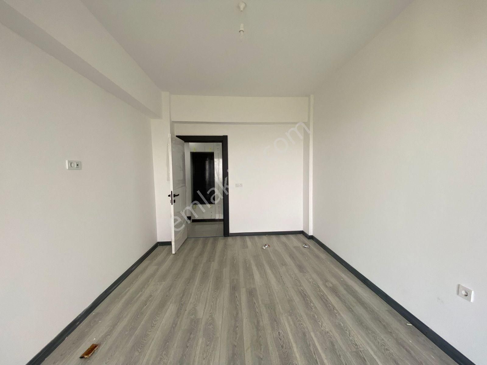 Çorllu Hürriyet Mahalesi İzsiz Towers 3+1 Satılık Daire - Görsel 14