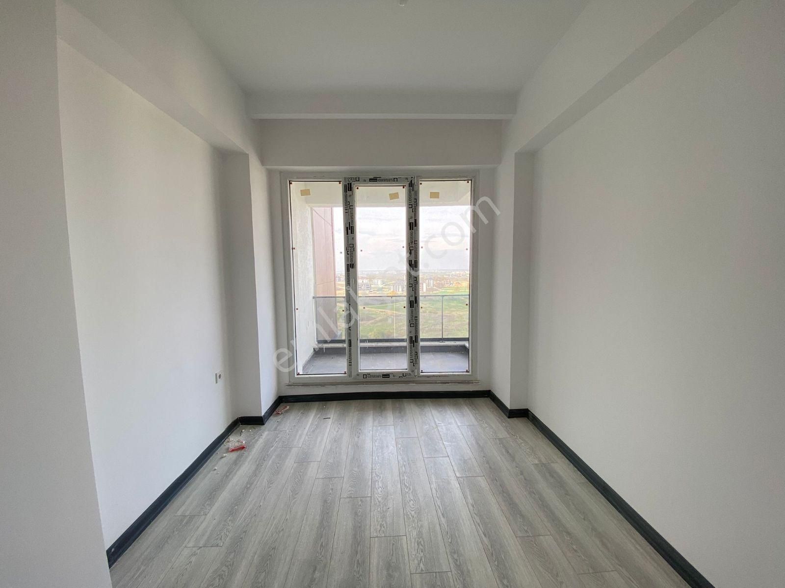 Çorllu Hürriyet Mahalesi İzsiz Towers 3+1 Satılık Daire - Görsel 13