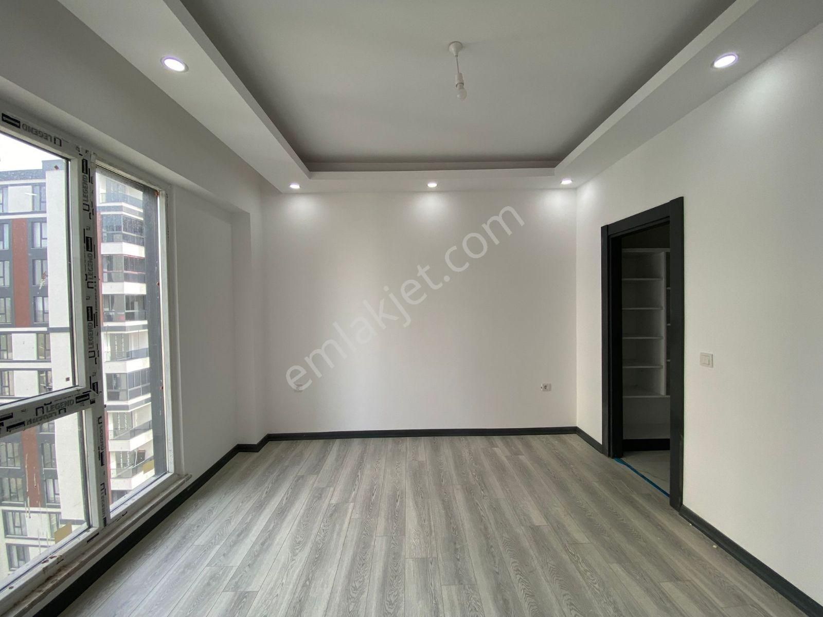 Çorllu Hürriyet Mahalesi İzsiz Towers 3+1 Satılık Daire - Görsel 9