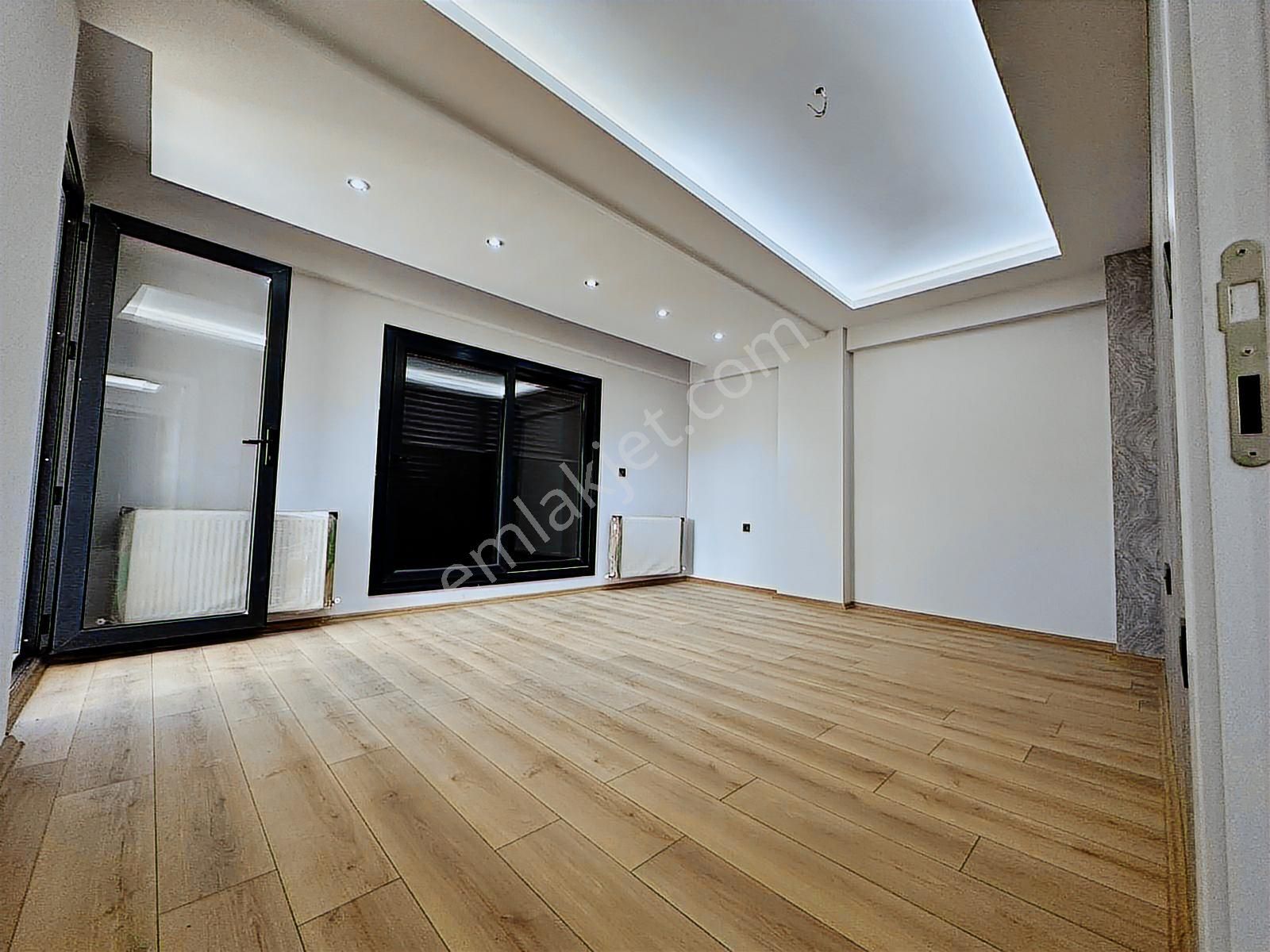 Torbalıda Ultra Lüks Oturuma Hazır Daire - Görsel 13