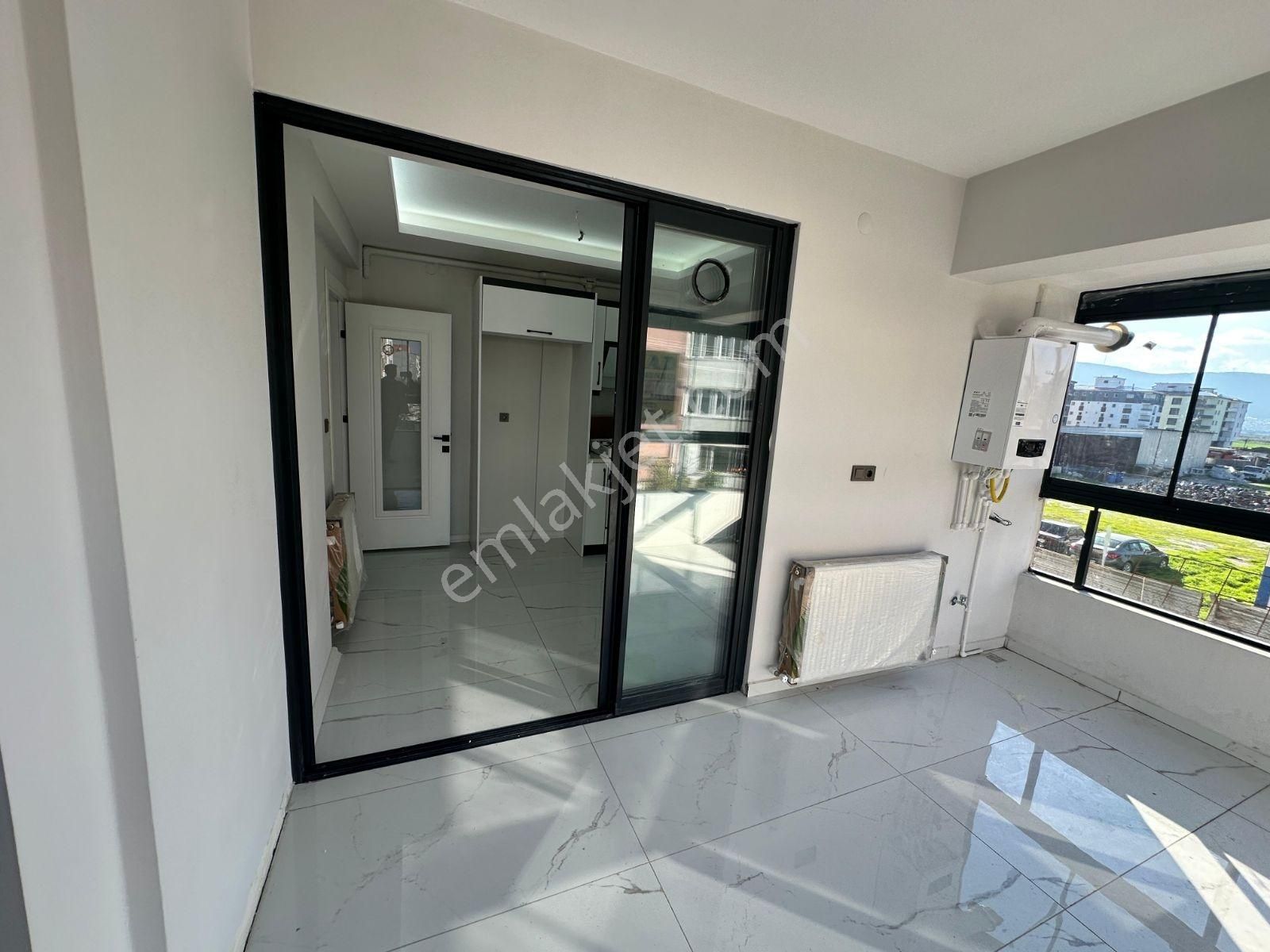 Torbalıda Ultra Lüks Oturuma Hazır Daire - Görsel 4