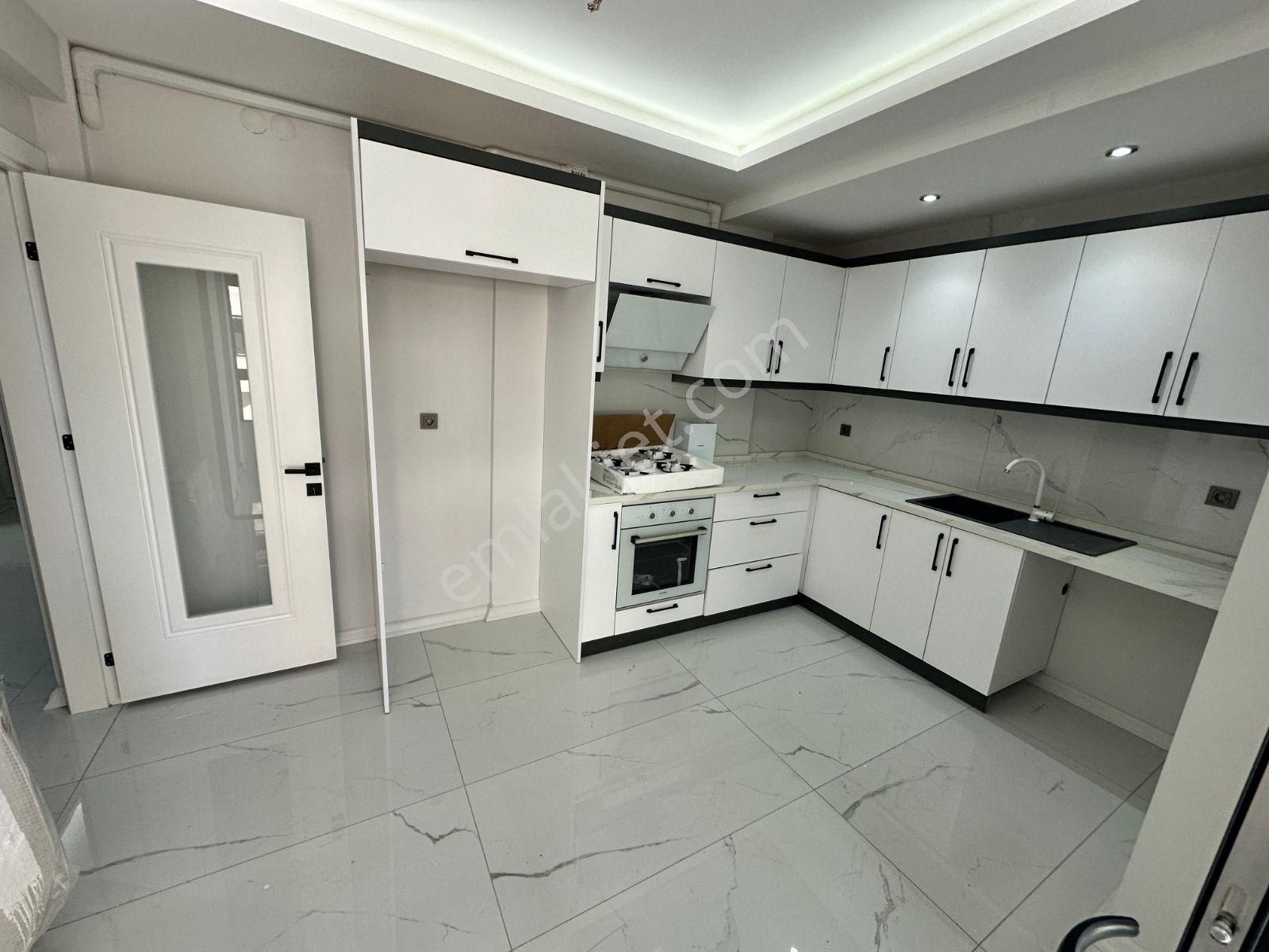 Torbalıda Ultra Lüks Oturuma Hazır Daire - Görsel 6