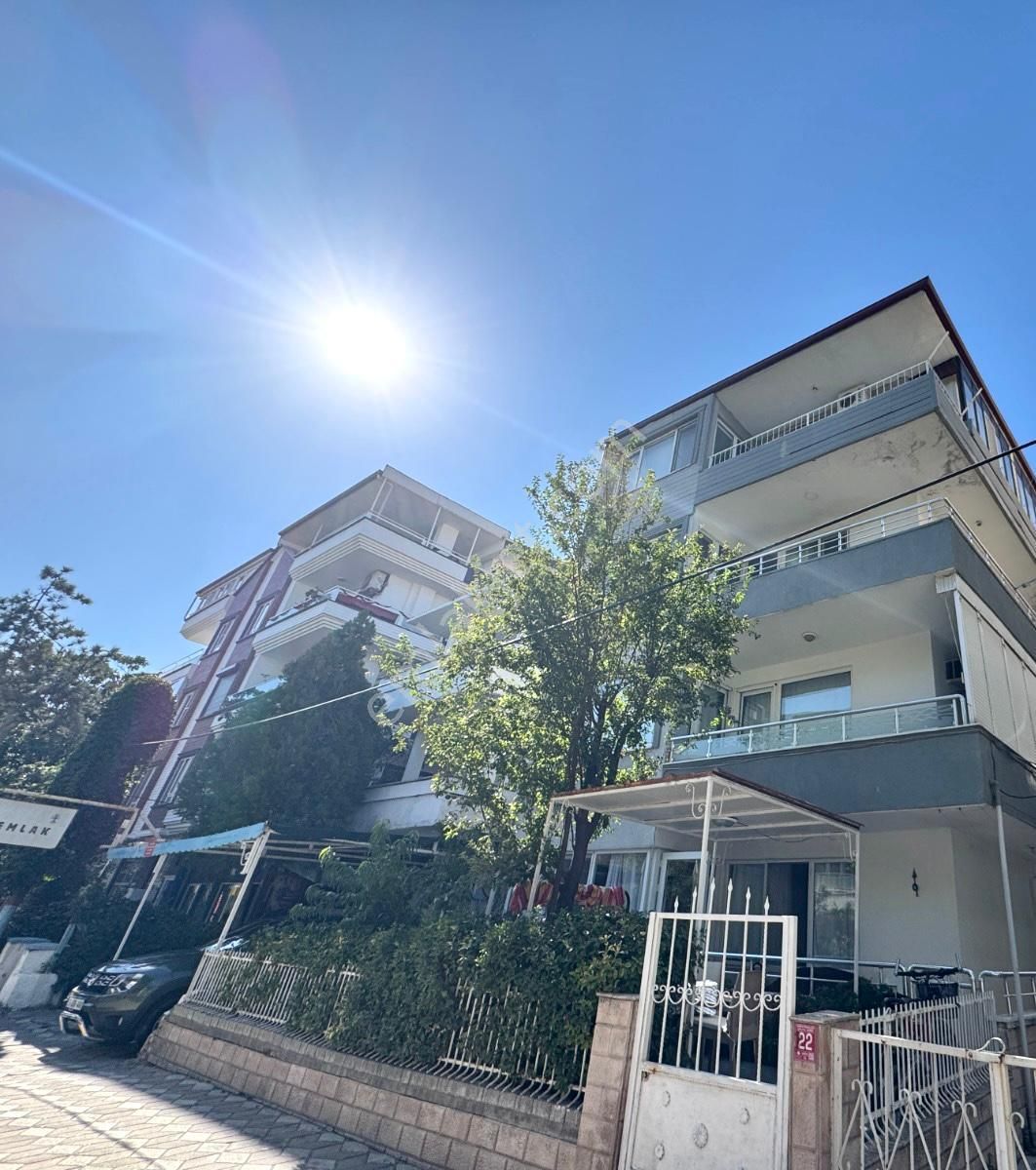 🏡 Referans'tan Akçay Merkez'de Deniz Manzalı Ayrı Mutfak 1+1 Daire