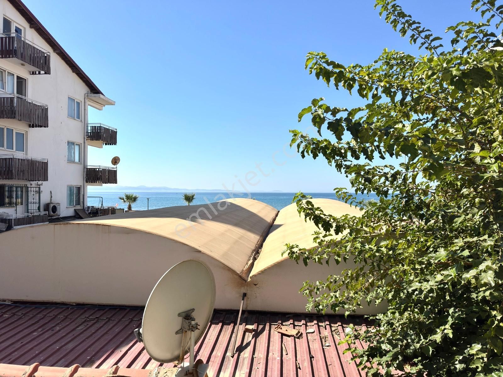 🏡 Referans'tan Akçay Merkez'de Deniz Manzalı Ayrı Mutfak 1+1 Daire - Görsel 12