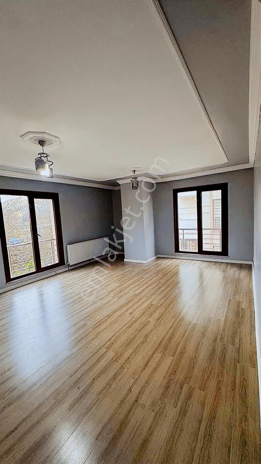 İstasyonda Geniş Kullanışlı Satılık 3+1 Daire - Görsel 6