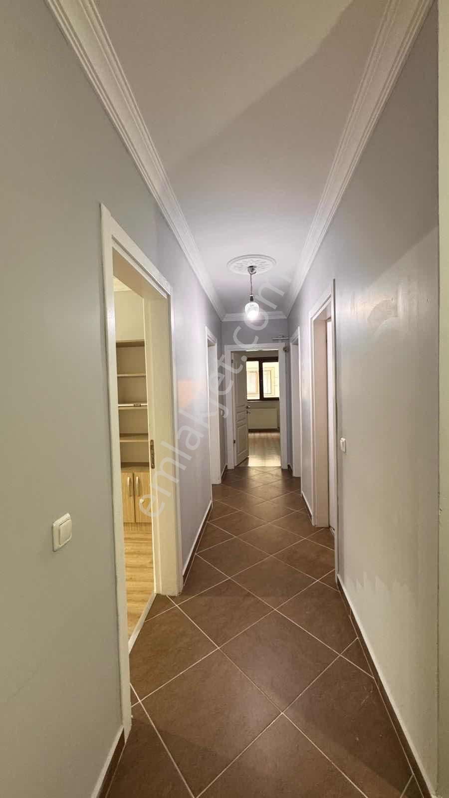 İstasyonda Geniş Kullanışlı Satılık 3+1 Daire - Görsel 22