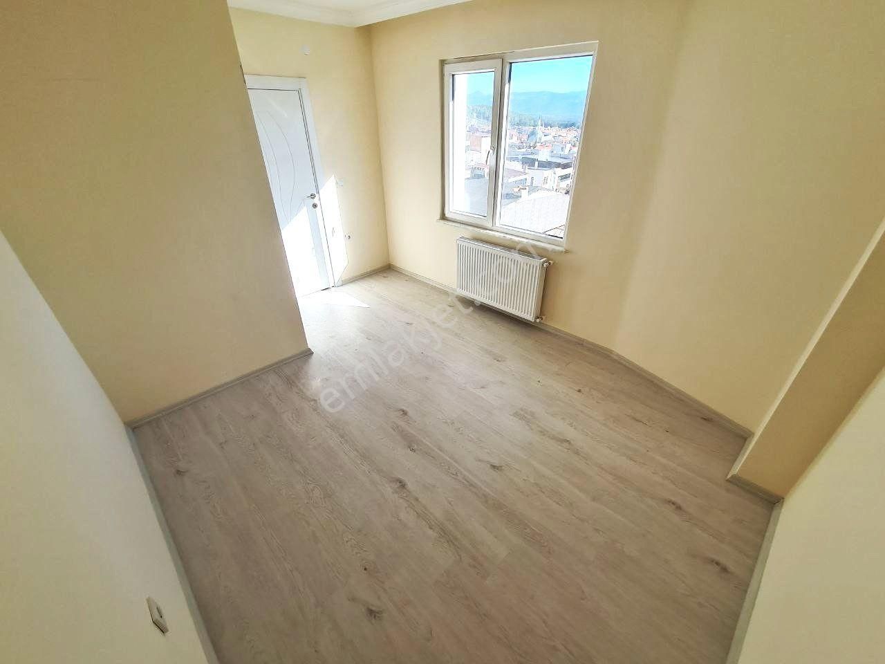 Aygülden Edremit'te Yatırım Fırsatı! Sıfır Ayrı Mutfak Deniz Manzaralı Terası İle Satılık 3+1dubleks - Görsel 22