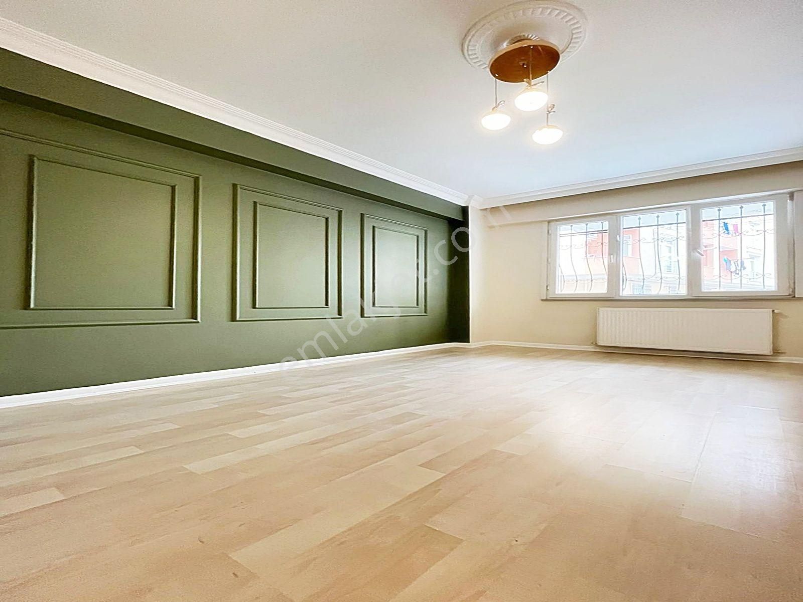 Esenyurt Bağlarçeşme Mahallesinde Ön Cephe Yüksek Giriş 2+1 Daire