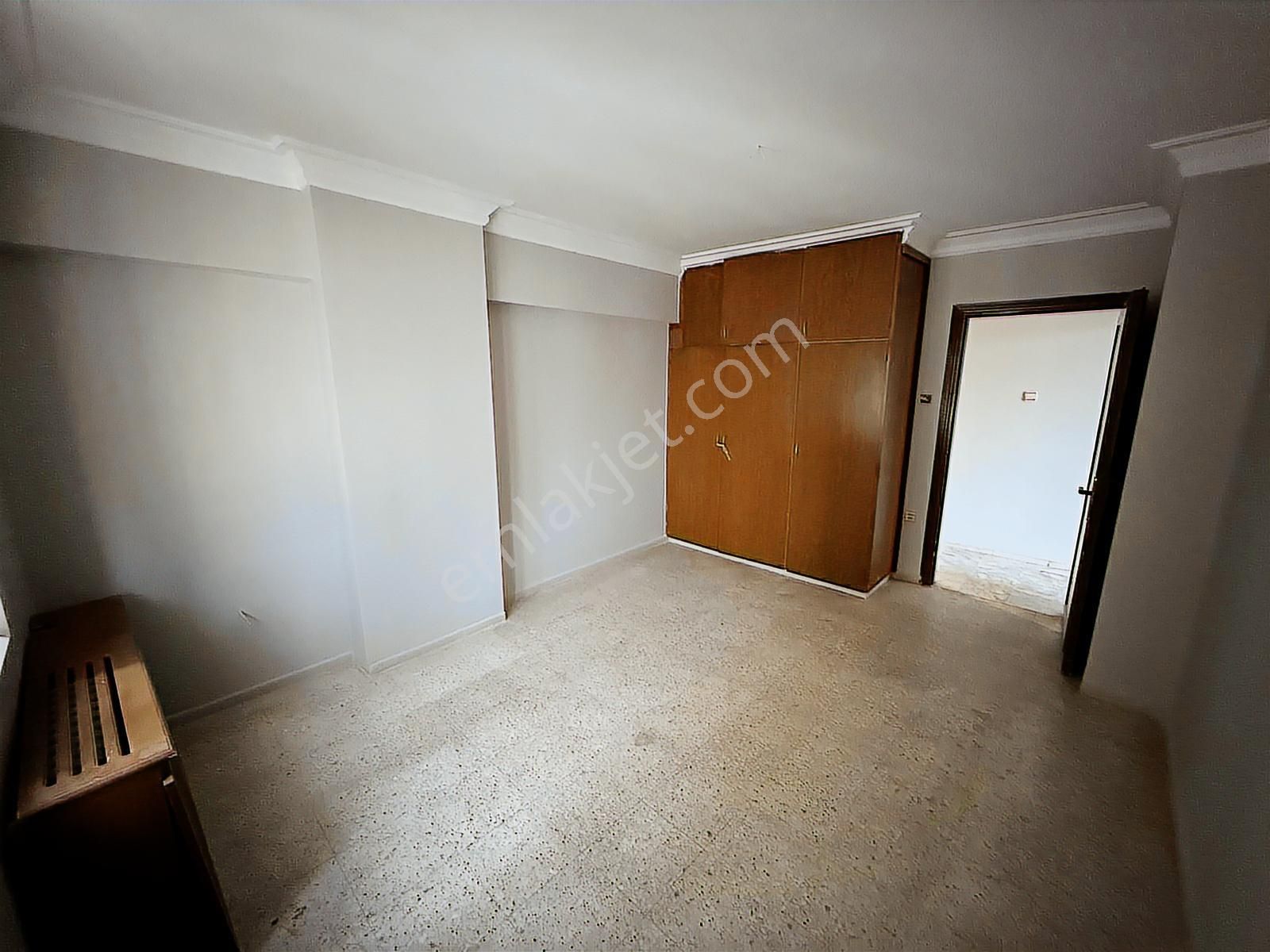 Kurtuluş'ta 4+1 240 M2 Kapalı Mutfak Doğalgazlı Kiralık Daire - Görsel 18