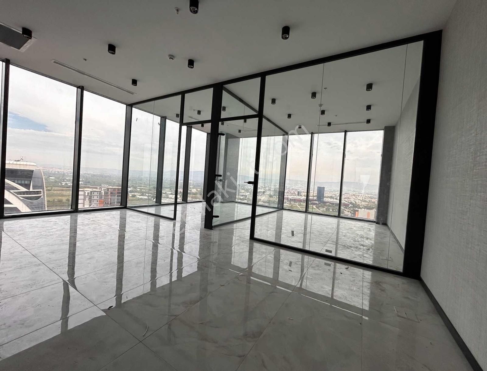 Şehrin Prestij Noktası Sky Towerda 21. Kat 2+1 Kiralık Ofis - Görsel 19