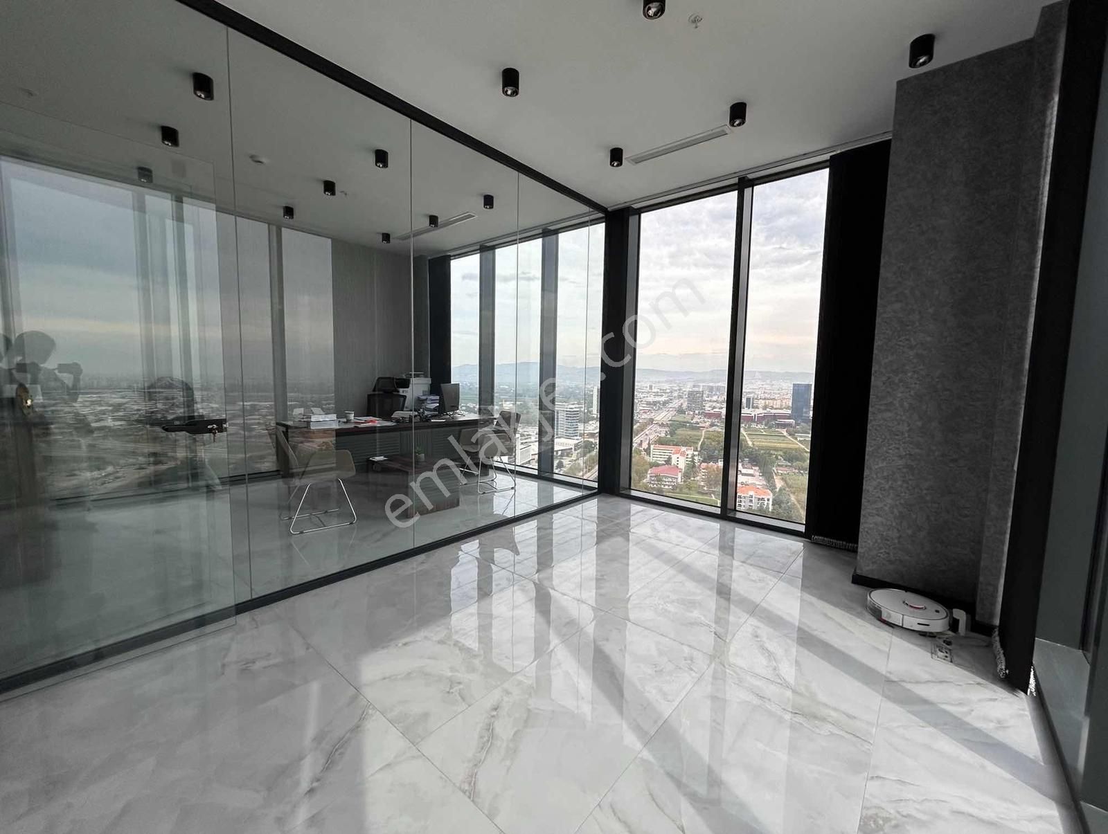 Şehrin Prestij Noktası Sky Towerda 21. Kat 2+1 Kiralık Ofis - Görsel 2