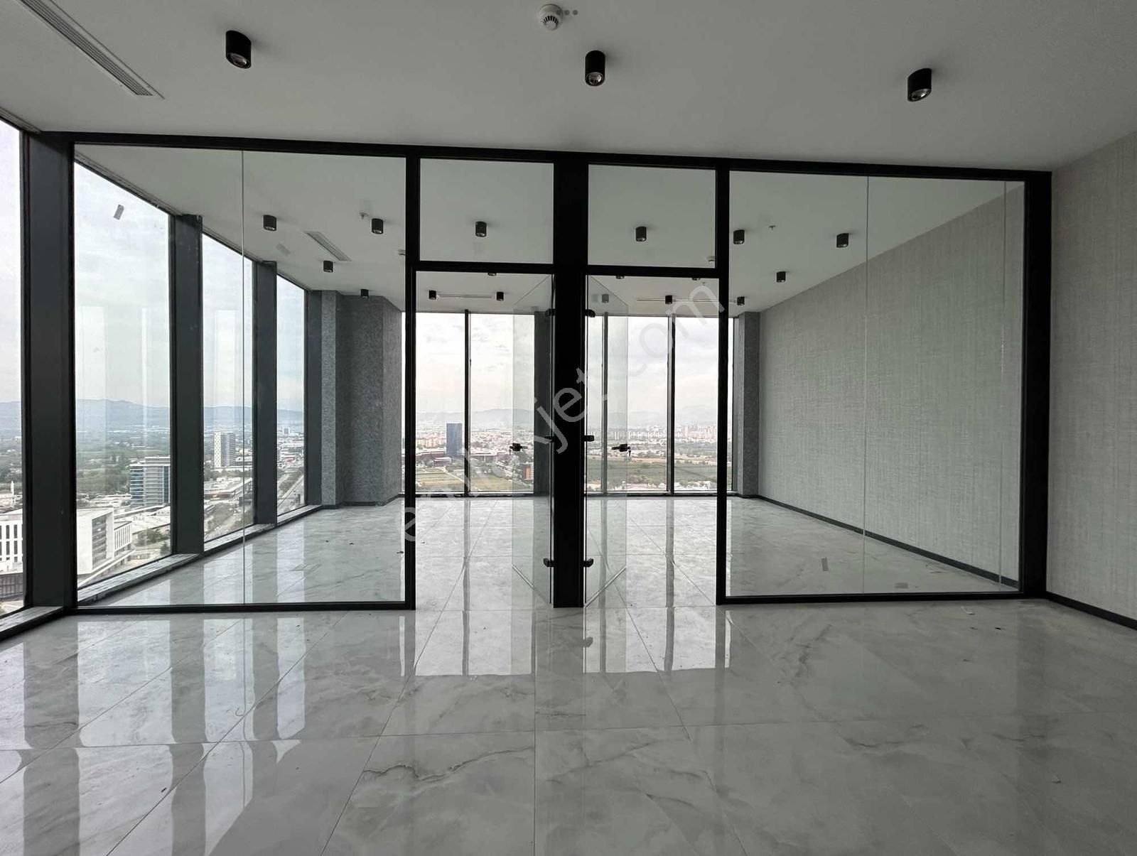 Şehrin Prestij Noktası Sky Towerda 21. Kat 2+1 Kiralık Ofis - Görsel 14