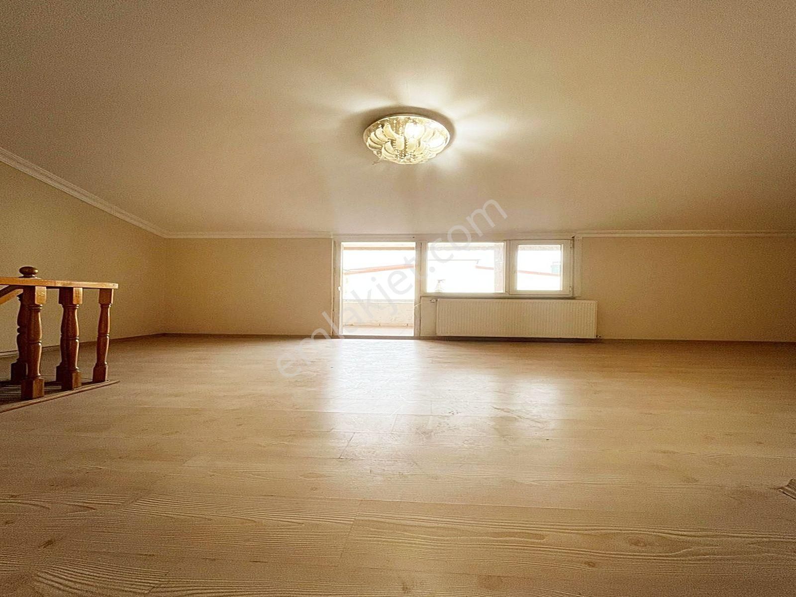 Esenyurt Yenikent Mahallesinde Cadde Üzeri Dubleks 3+2 Daire - Görsel 25