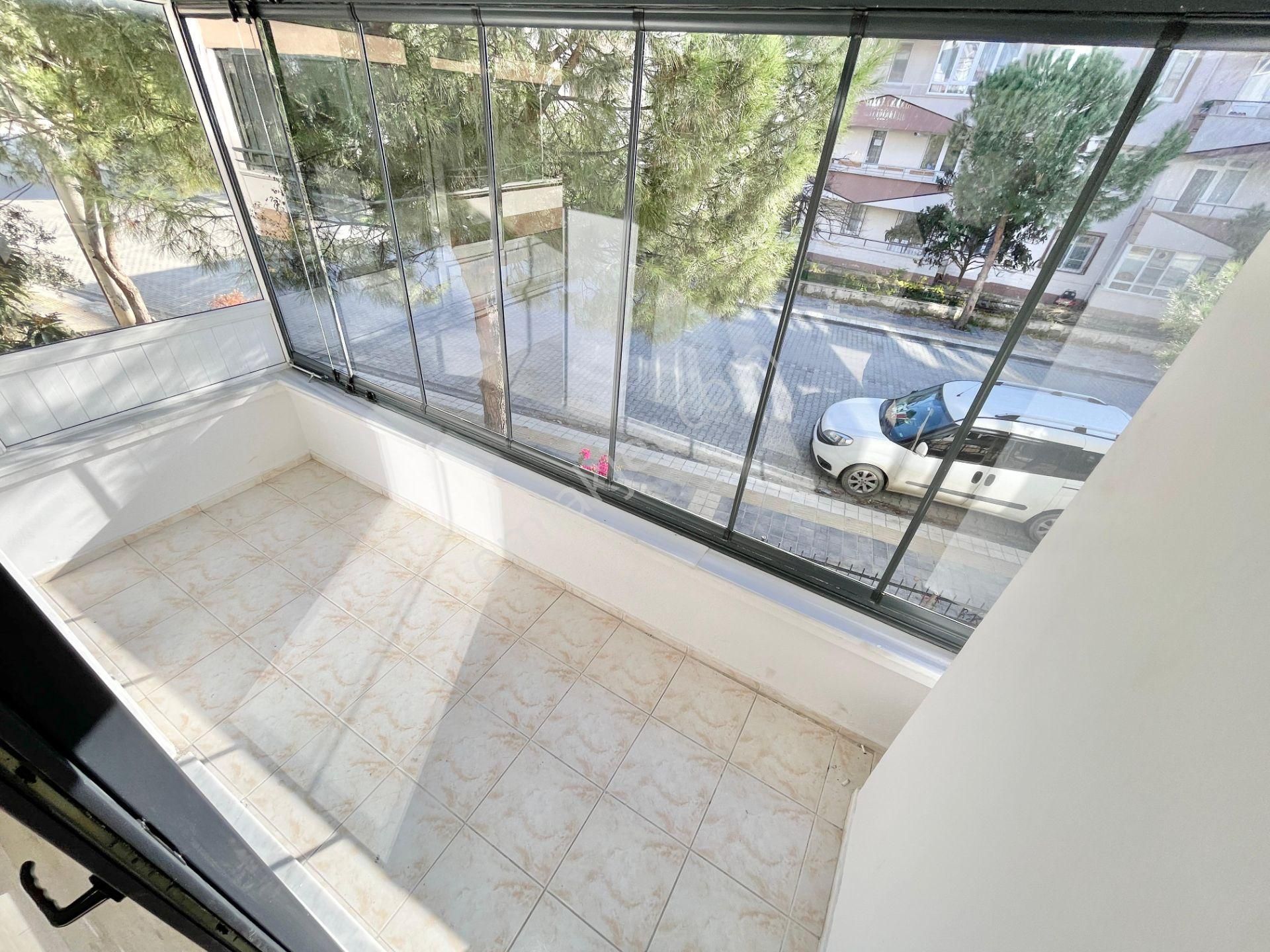 Berkay Demirel'den Altınkumda Ayrı Mutfak Ön Cephe Çift Balkon 2+1 Daire - Görsel 16