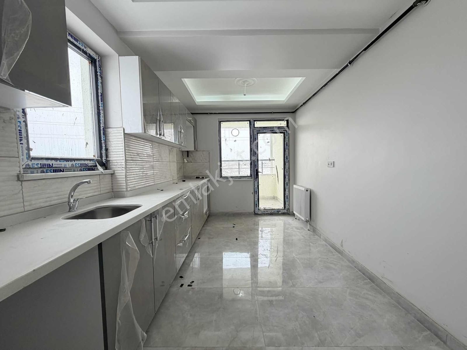 Ergene Cumhuriyette 2+1 - 100m2 Sıfır Arakat Satılık Daire !! - Görsel 27