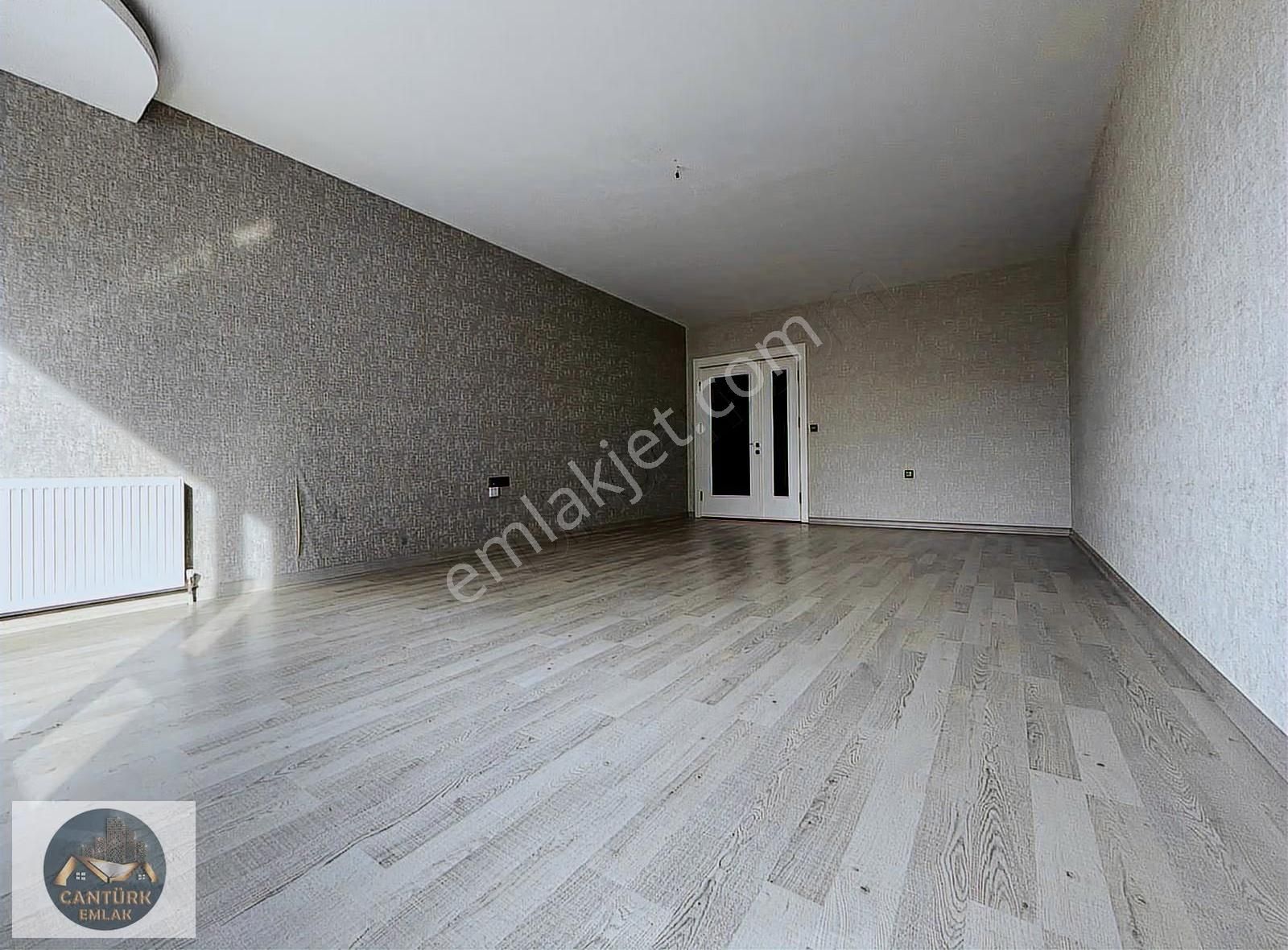 ***pursaklar'da Hastane Yolu Üzerinde 4+1 Site Dairesi***