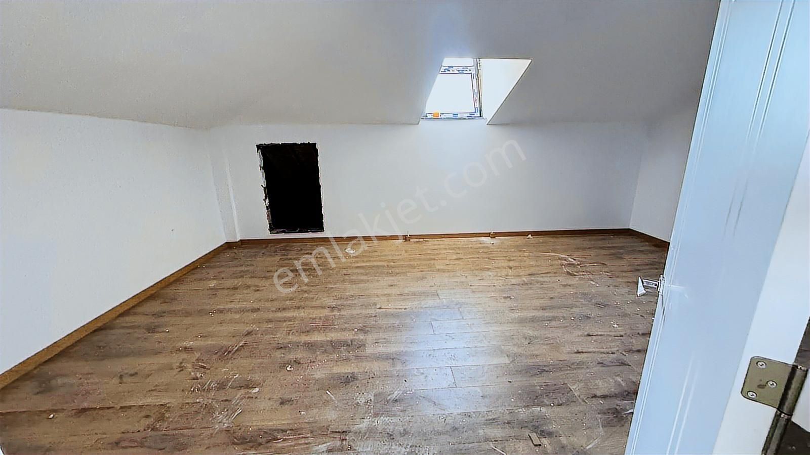 Alipaşa Skyland Tower'da 5+1 Teraslı Sıfır Dubleks Daire - Görsel 5