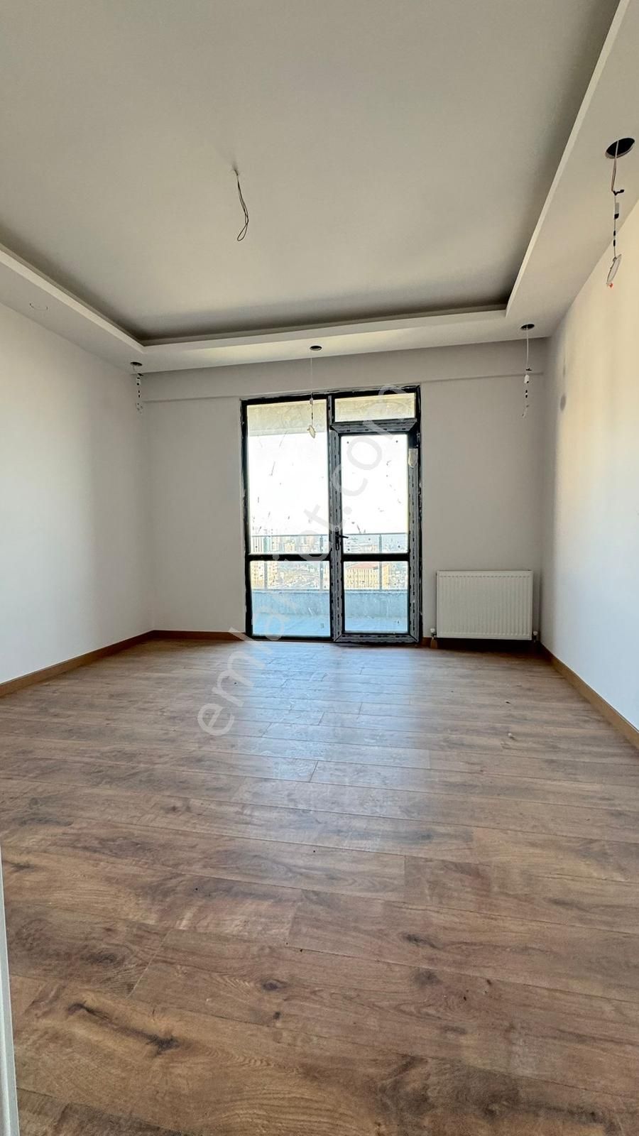 Alipaşa Skyland Tower'da 5+1 Teraslı Sıfır Dubleks Daire - Görsel 30