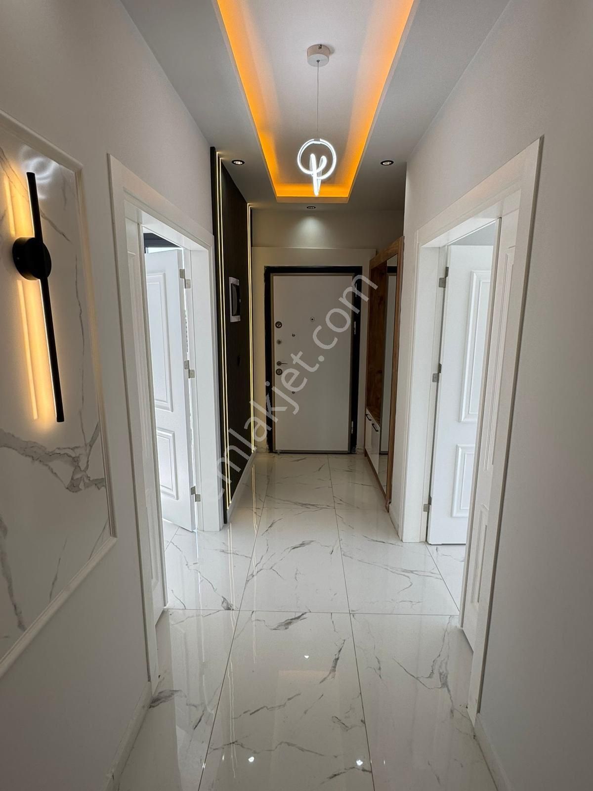 Efeler’de Tam Müstakil Ayrı Mutfak 3+1 Villa - Görsel 17