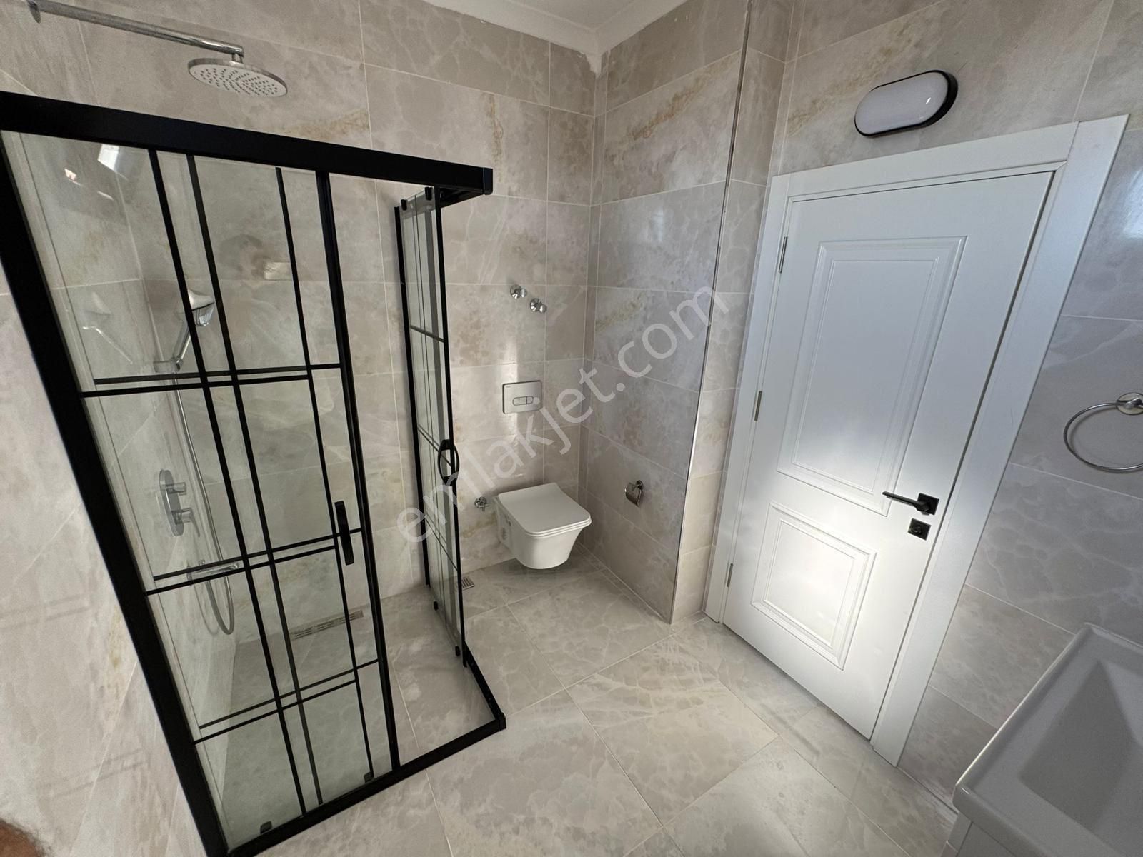 Efeler’de Tam Müstakil Ayrı Mutfak 3+1 Villa - Görsel 28