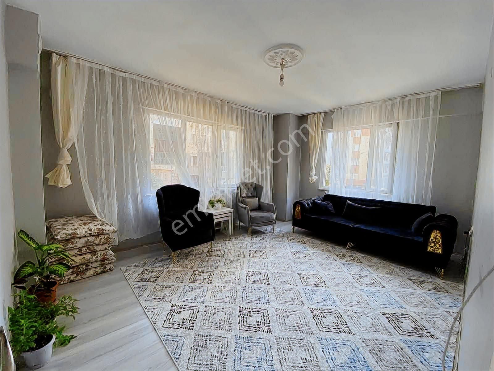 Reşadiye Mahallesinde Geniş Ve Kullanışlı 3+1 Daire - Görsel 12