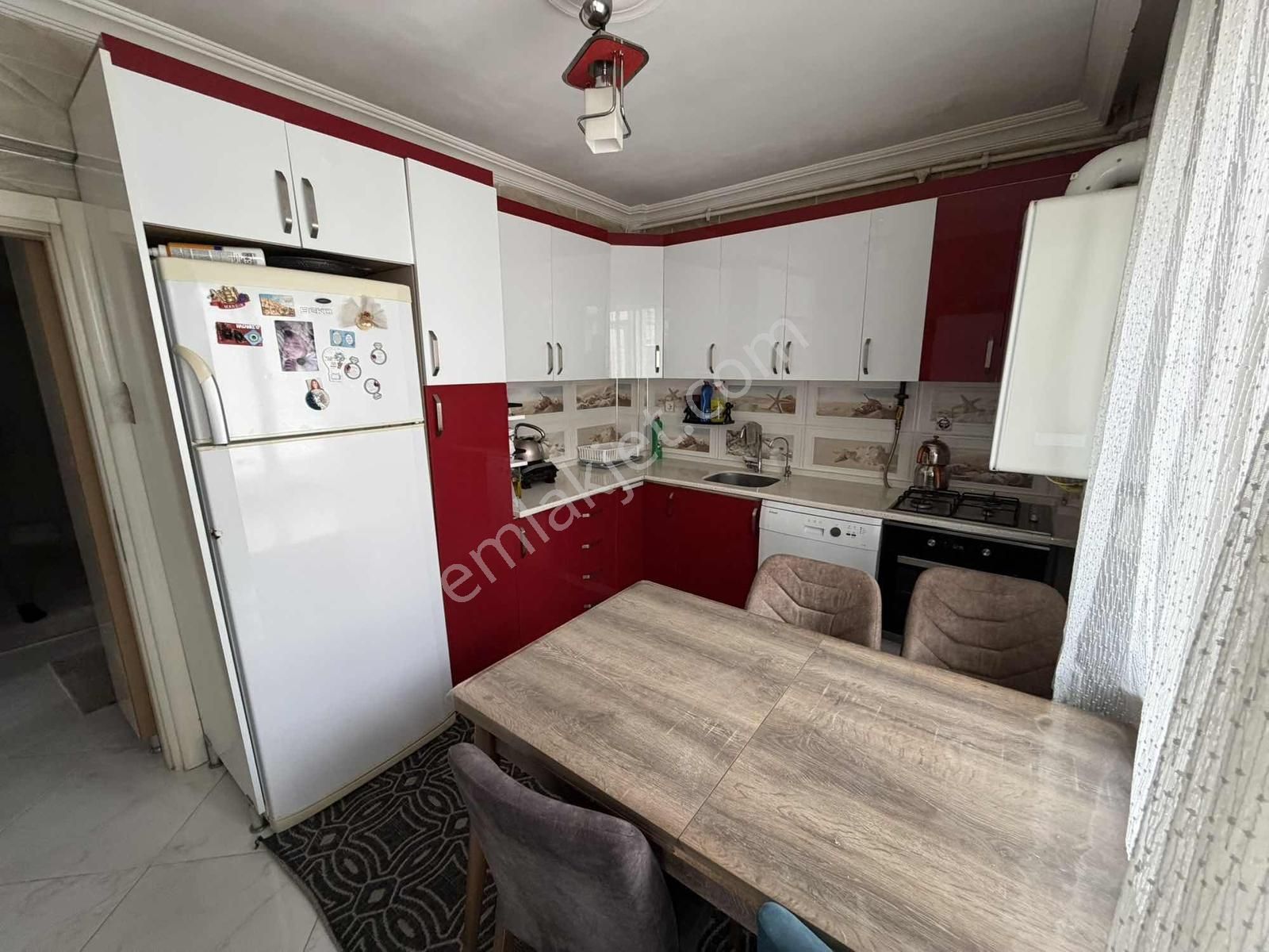 Çobançeşme Mta Bloklarında 3+1 Masrafsız İskanlı Satılık Daire ! - Görsel 12