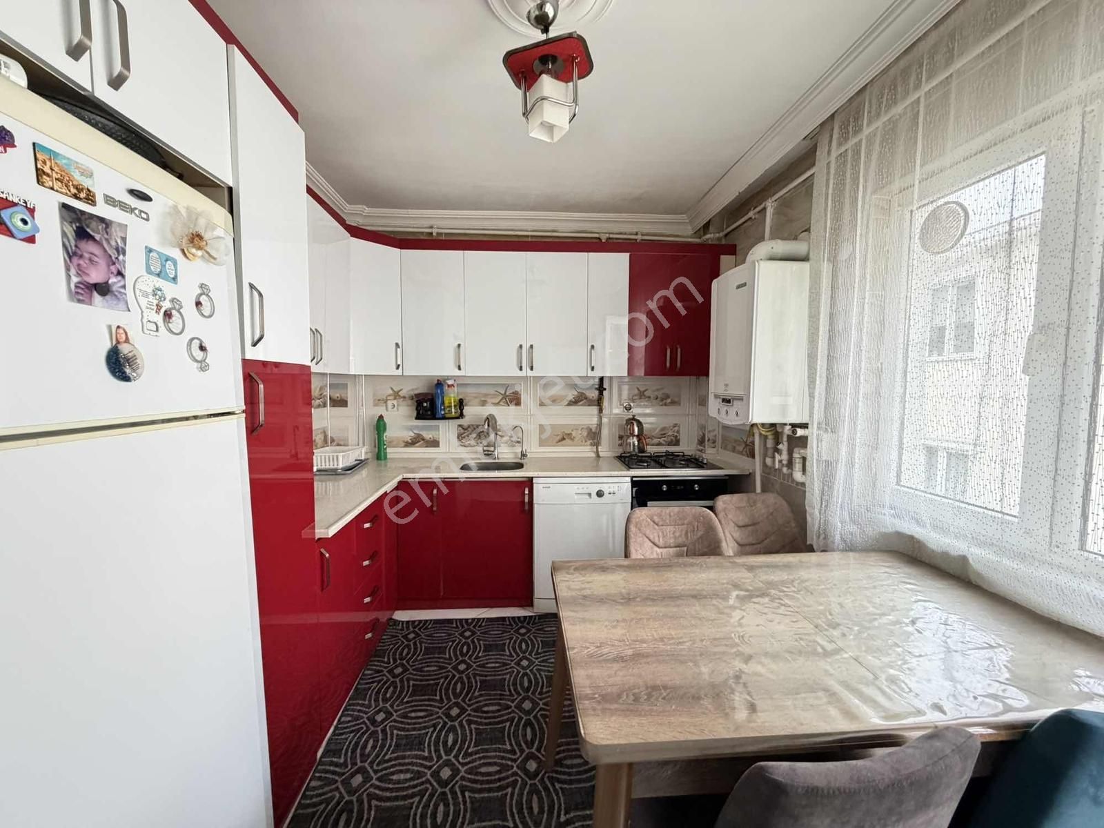 Çobançeşme Mta Bloklarında 3+1 Masrafsız İskanlı Satılık Daire ! - Görsel 11