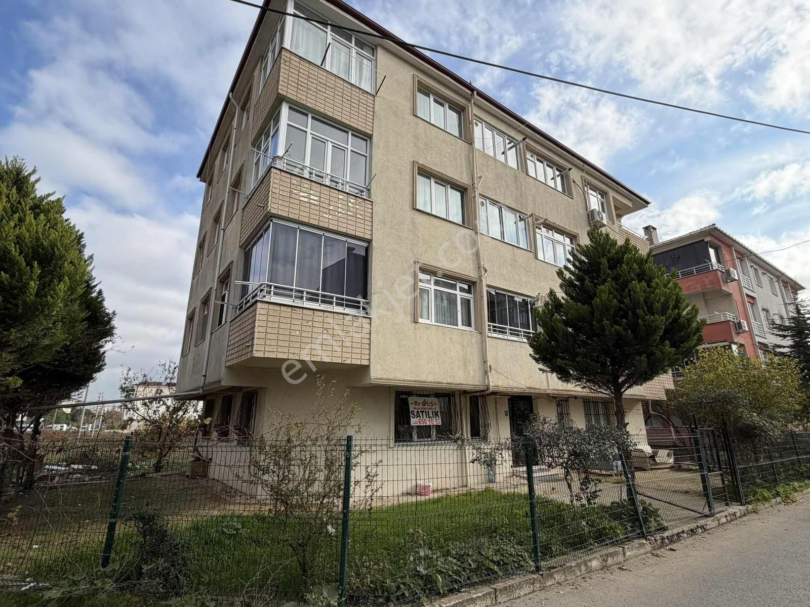 Çobançeşmede 2+1 - 75m2 Giriş Kat Satılık Daire // Revos // - Görsel 23