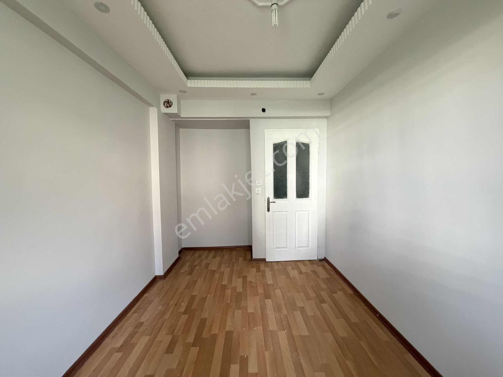 Çobançeşmede 2+1 - 75m2 Giriş Kat Satılık Daire // Revos // - Görsel 16