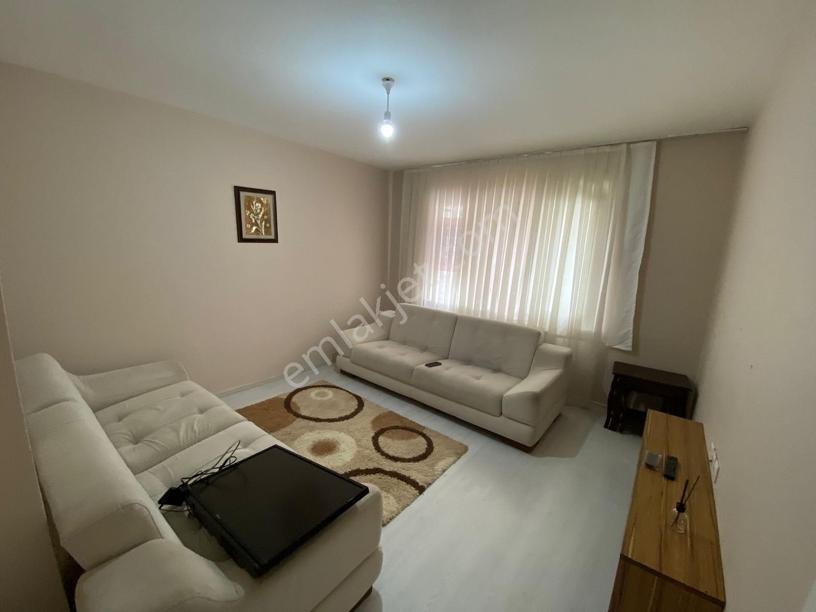 Acill!! Acill!!reşadiye'de 2+1 Eşyalı Satılık