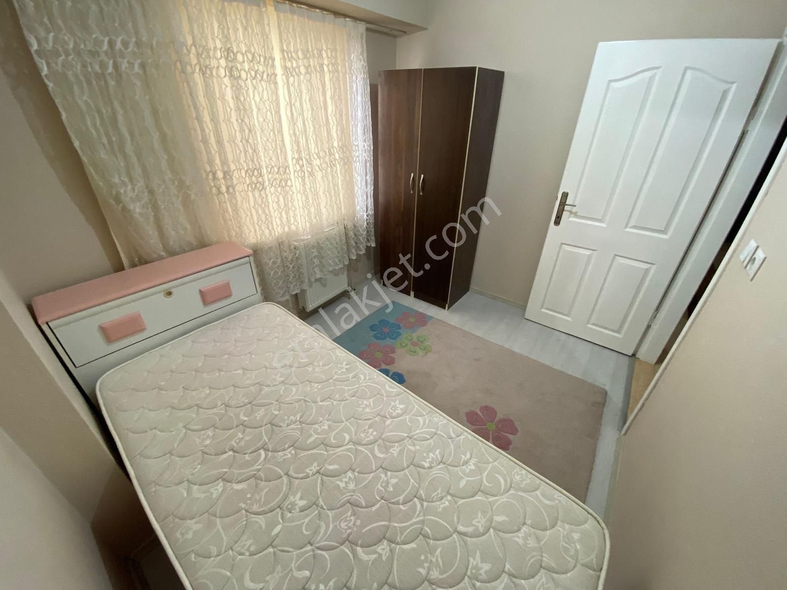 Acill!! Acill!!reşadiye'de 2+1 Eşyalı Satılık - Görsel 15