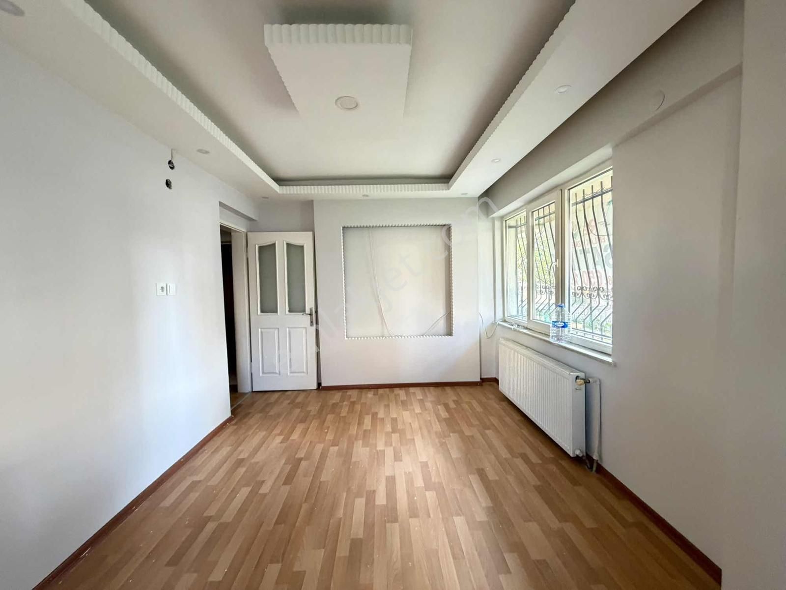 Çobançeşmede 2+1 - 75m2 Giriş Kat Kiralık Daire // Revos // - Görsel 2