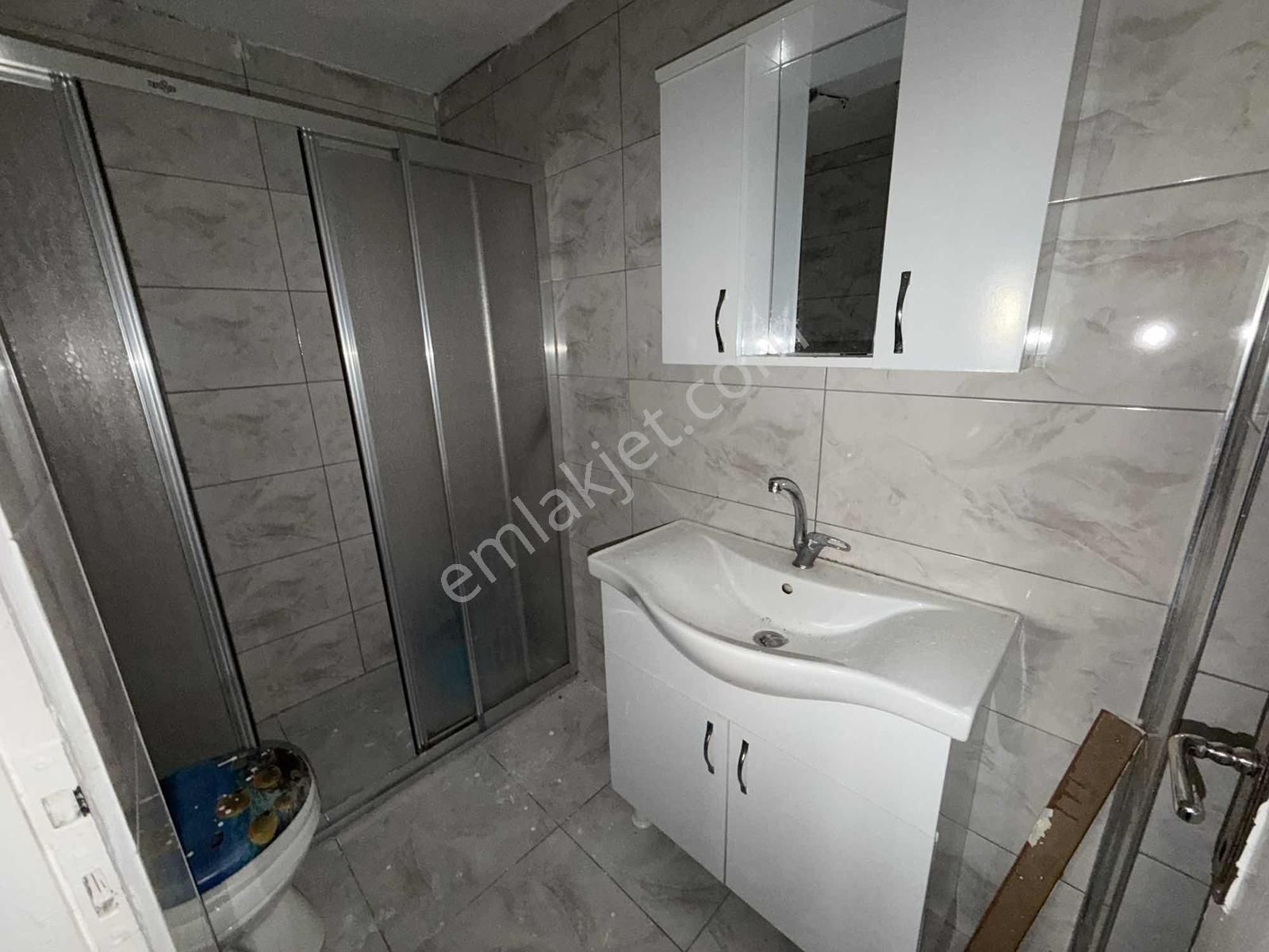 Çobançeşmede 2+1 - 75m2 Giriş Kat Kiralık Daire // Revos // - Görsel 13