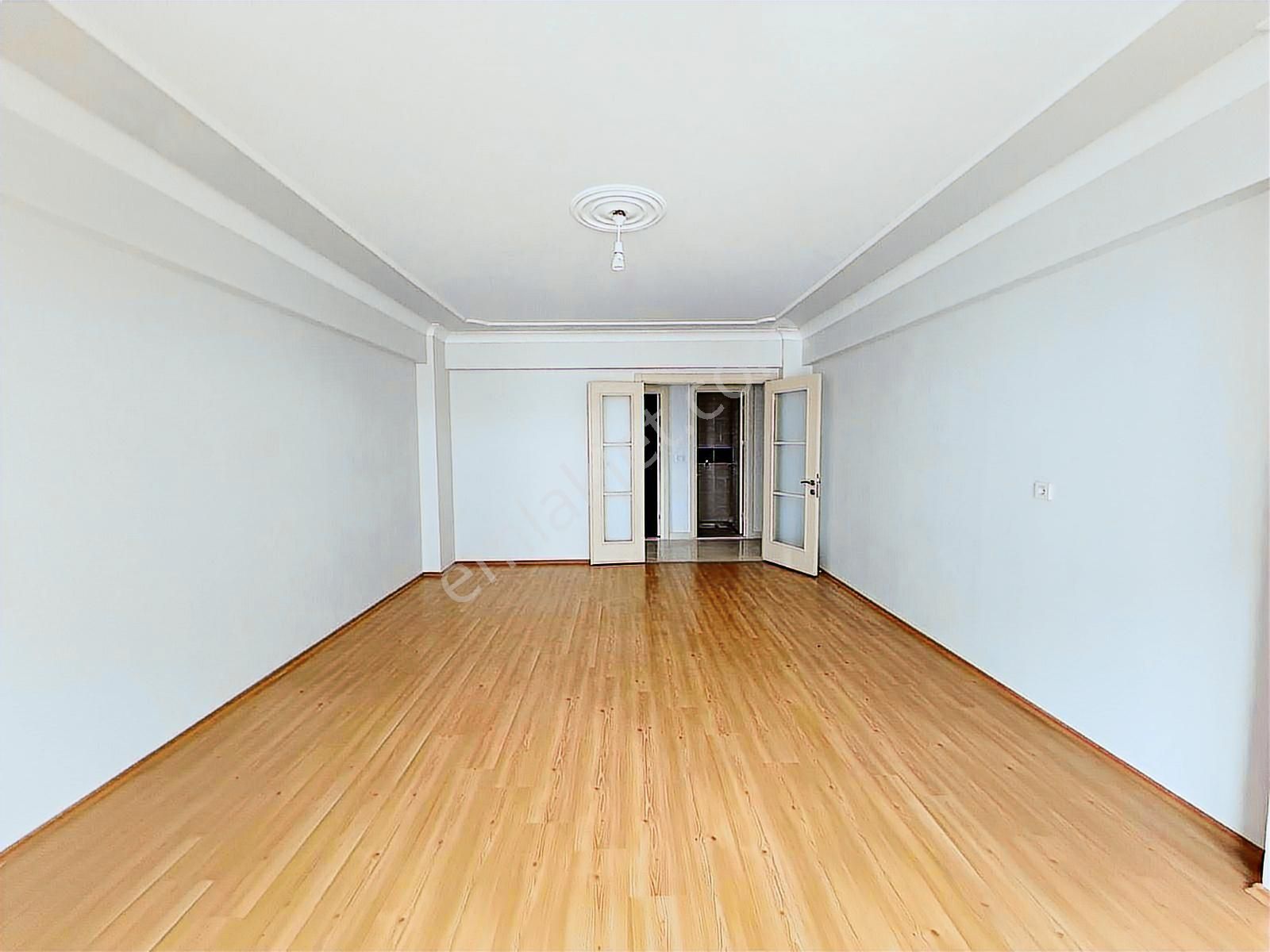 Çorlu Nusratiye Mahallesi'nde 3+1 Satılık Daire - Görsel 3