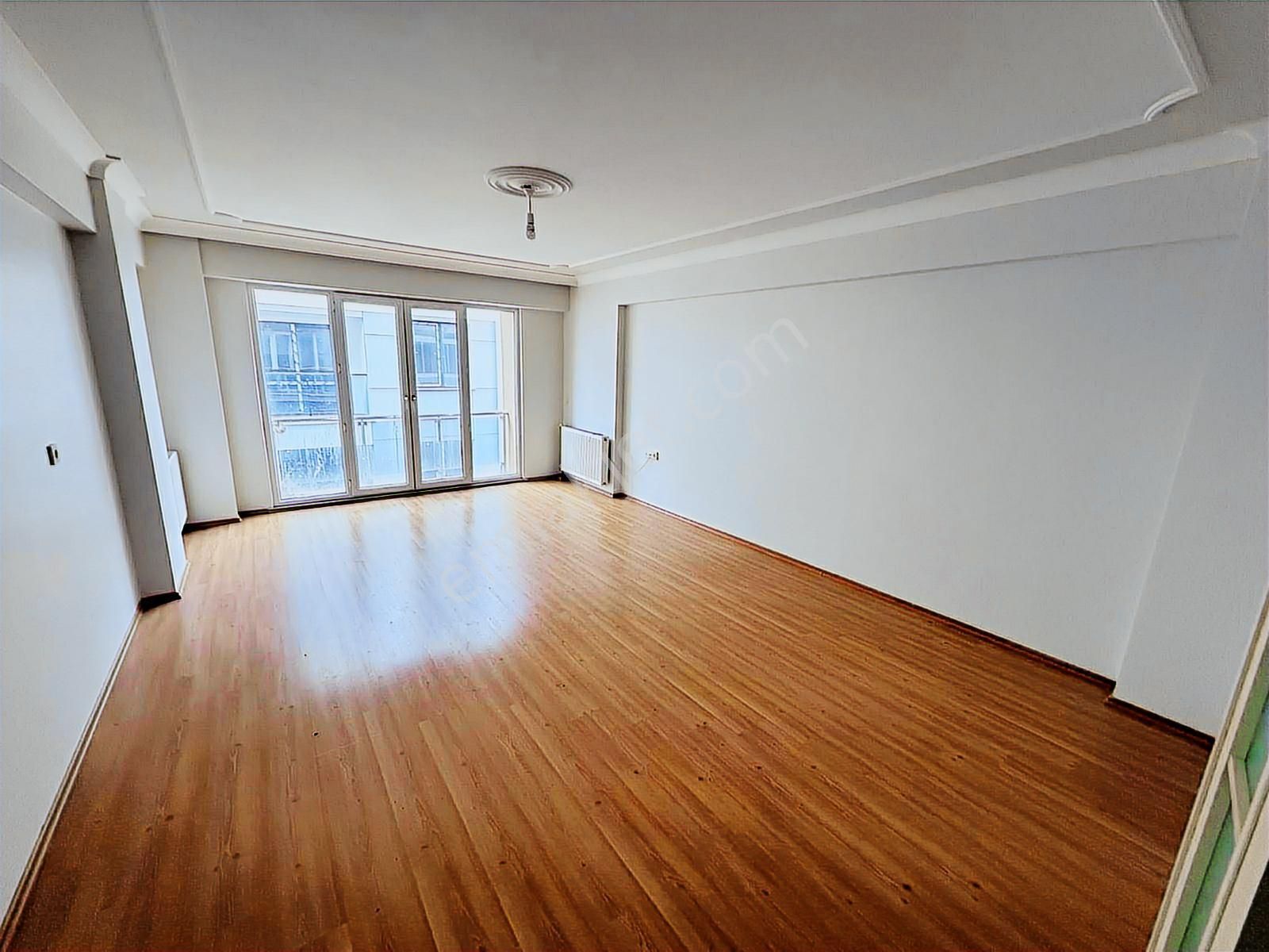 Çorlu Nusratiye Mahallesi'nde 3+1 Satılık Daire