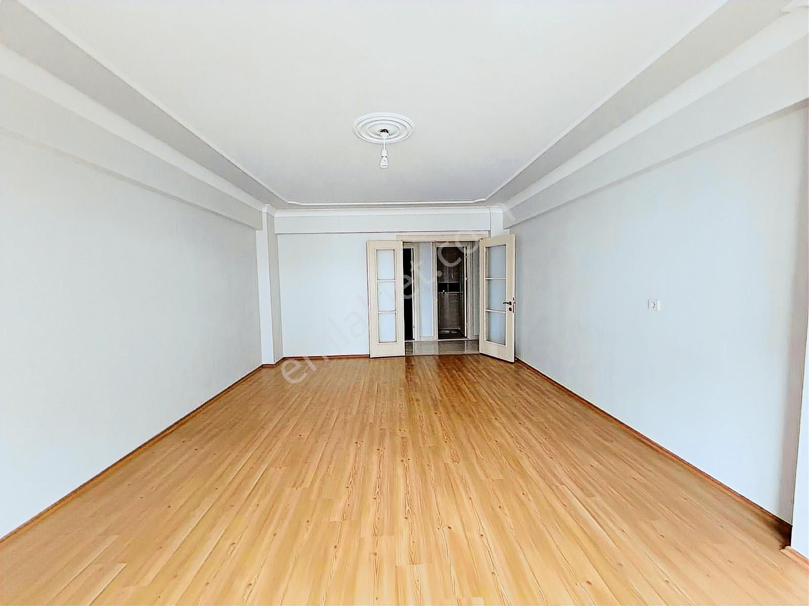 Çorlu Nusratiye Mahallesi'nde 3+1 Satılık Daire - Görsel 2