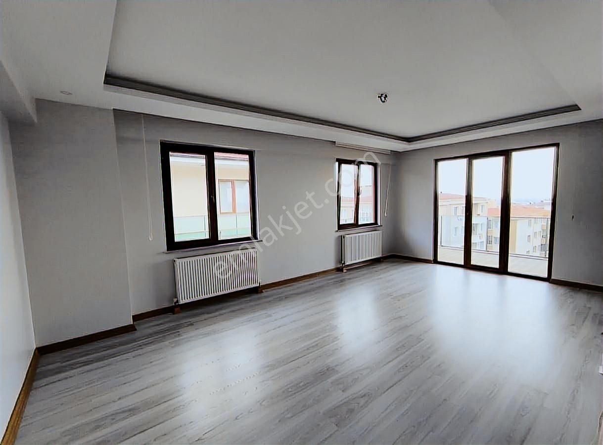 Muhittin Mahallesinde 5+2 Akasya Konaklarında Lüks Dubleks Daire - Görsel 9