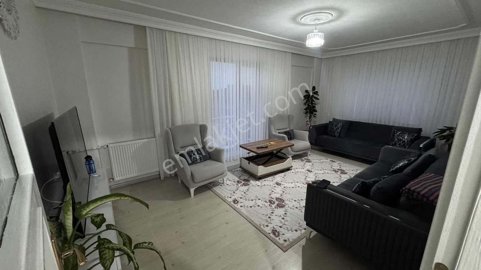 Villa Bölgesinde Site İçerisinde 3+1 Geniş Balkon Severlere - Görsel 8