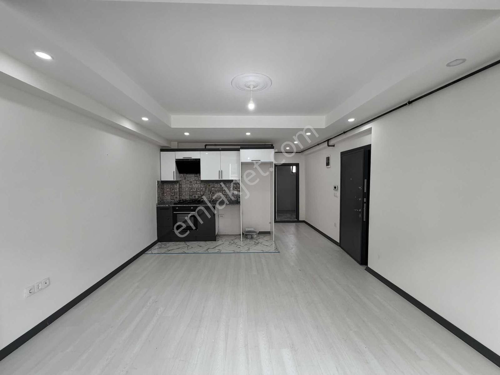 Çorlu Kemalettinde 1+1 Arakat Kiralık Daire // Revos // - Görsel 5