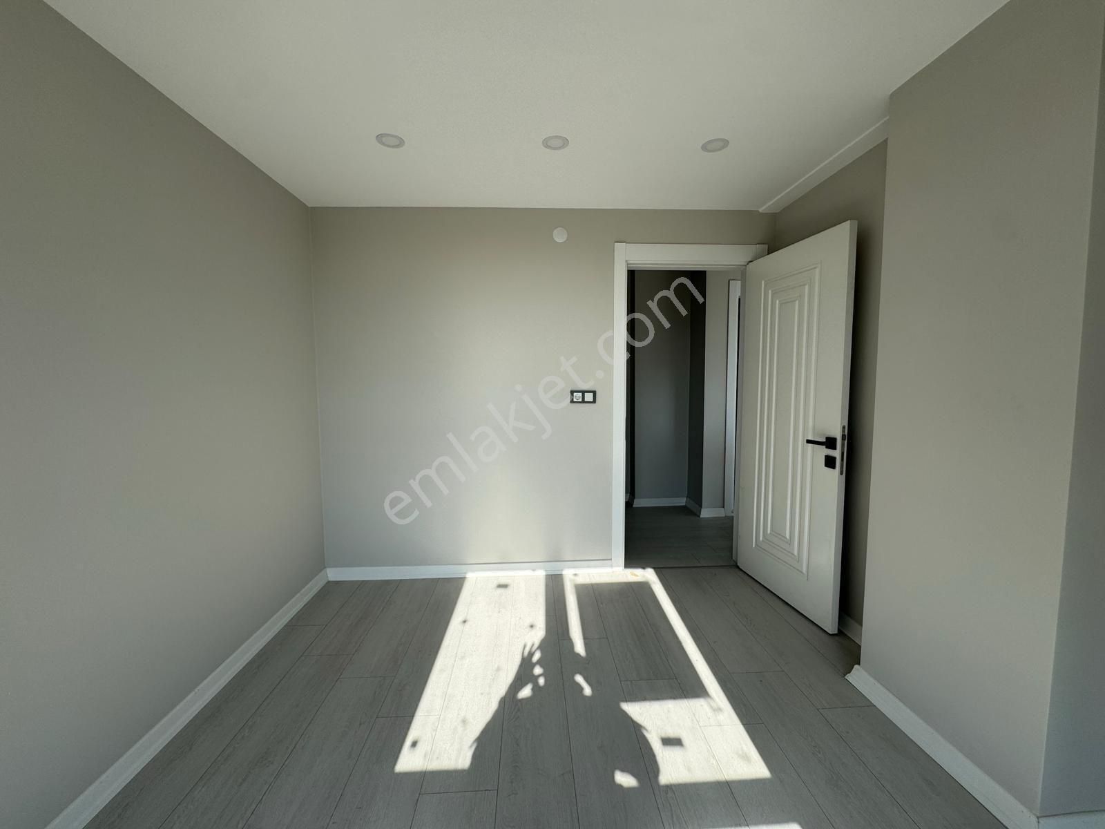 Revos// Bülent Ecevit Bulvarı Üzerinde 1+1 Satılık Daire - Görsel 11