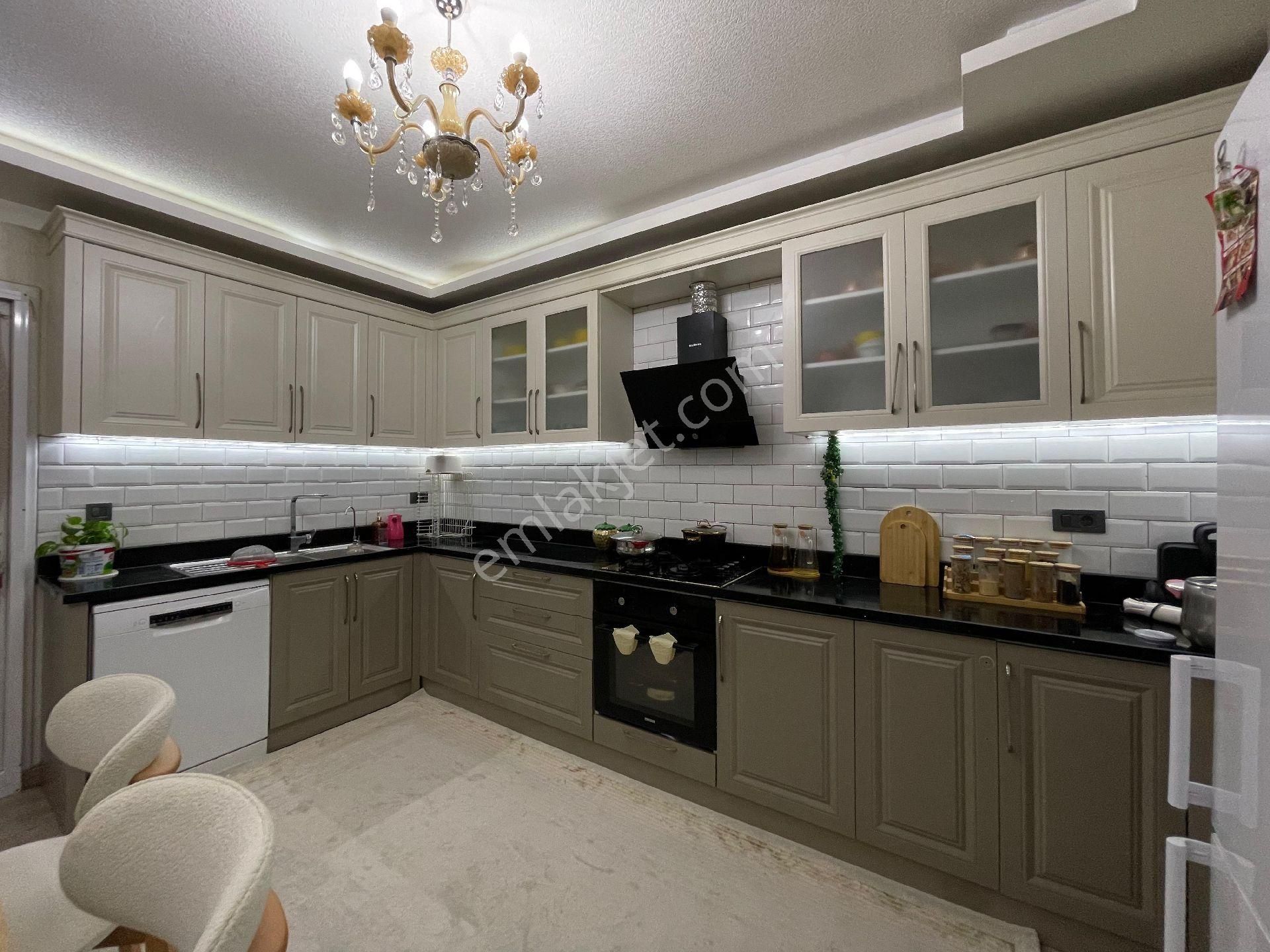 Ra Gayrimenkul Kırklarsırtı İncirlikuyu Mevkii Satılık 3+1 Site İçerisinde Ferah Daire