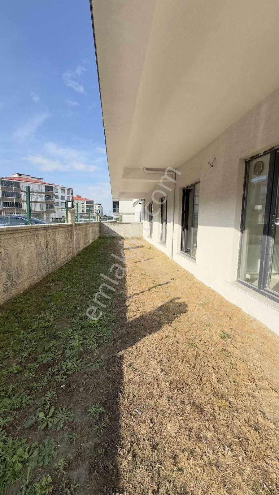 Villalar Bölgesinde 1+1 Site İçerisinde Havuzlu Daire - Görsel 3