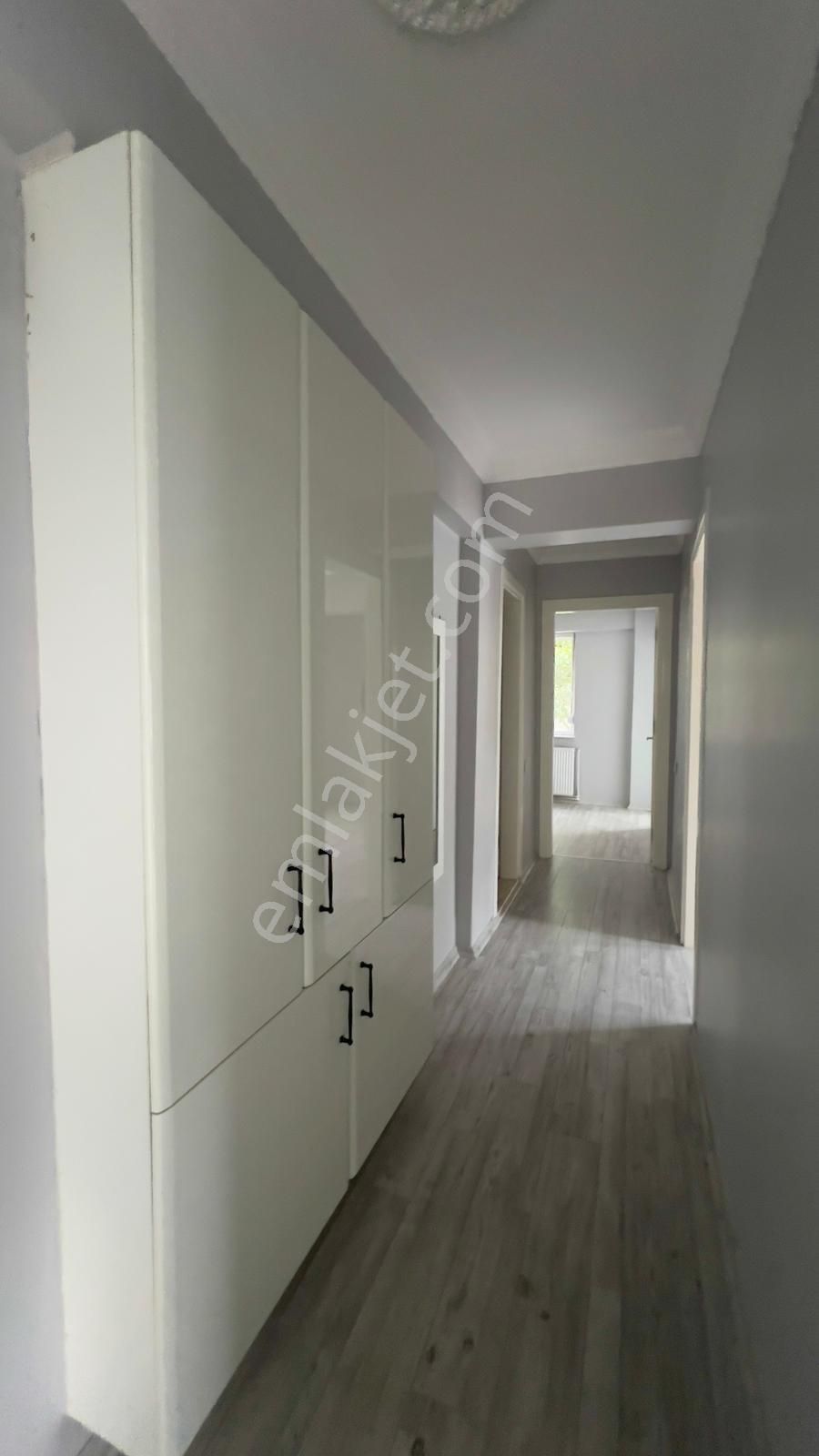 Kuşadası Ege Mahallesi'nde Kat Mülkiyetli Satılık 3+1 Havuzlu Daire - Görsel 9